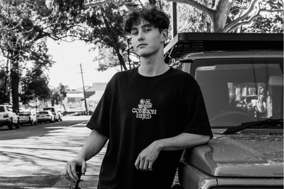SUNDAY SESSIONS: OLIVER DEBUS