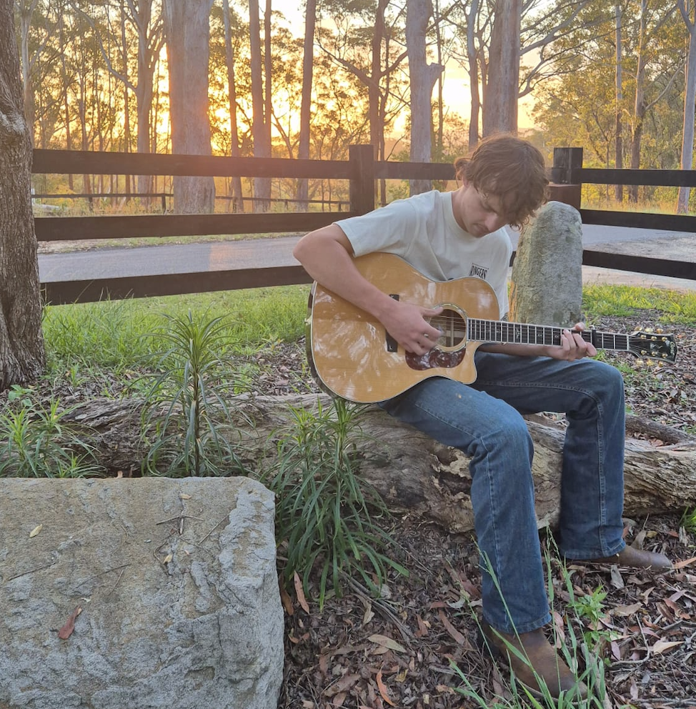 SUNDAY SESSIONS: Thomas Byrn