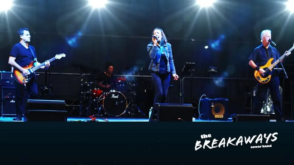 LIVE BAND: THE BREAKAWAYS