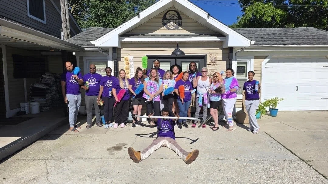 Oak Forest’s 60-Person Cleaning Team That Refuses to Leave People Behind