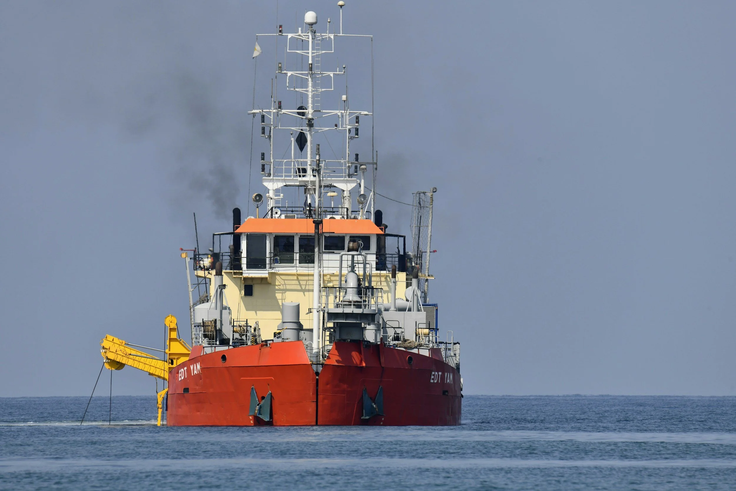 Would You Buy a $5 Million Vessel Based on Photographs?