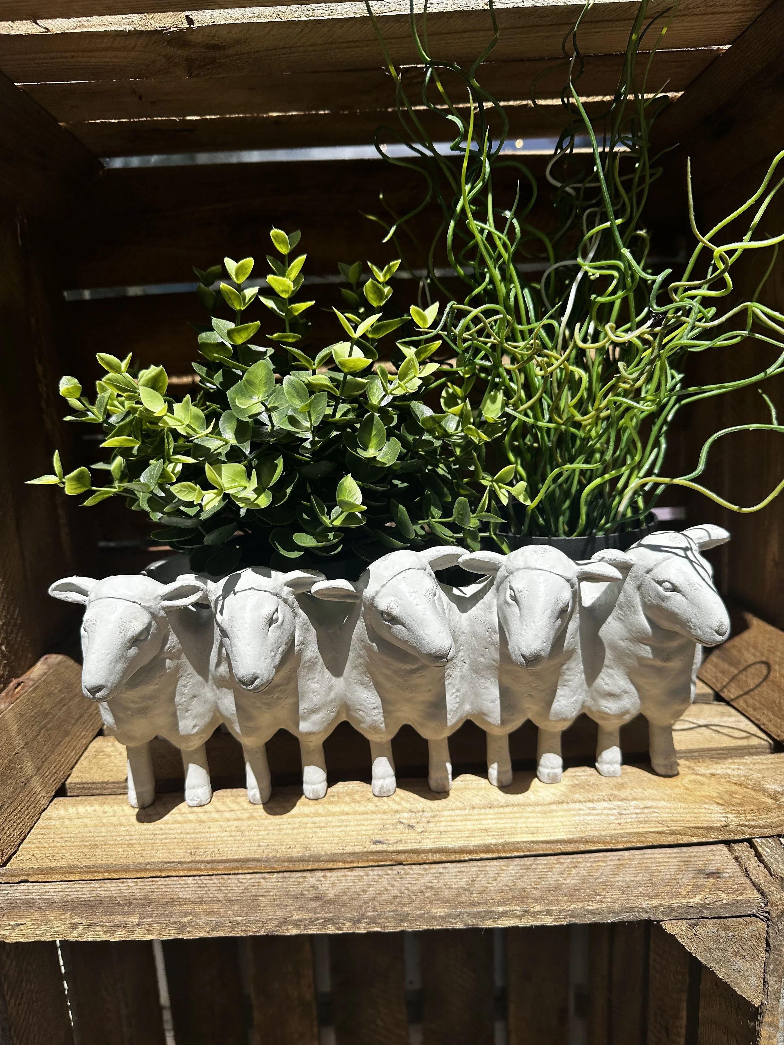 Sheep Planter - Cream (plants not included)