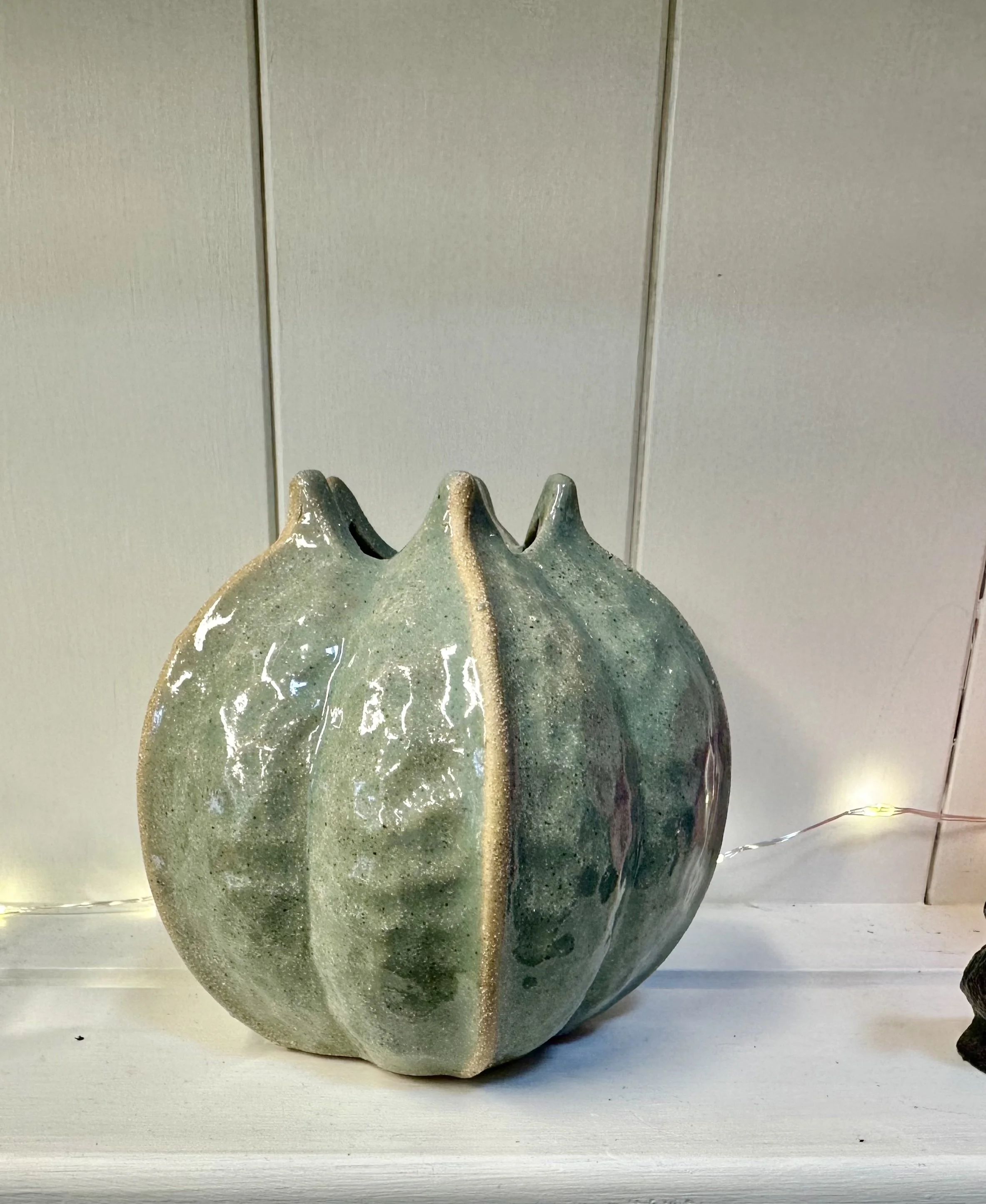 Antiqued Green Artichoke Pot