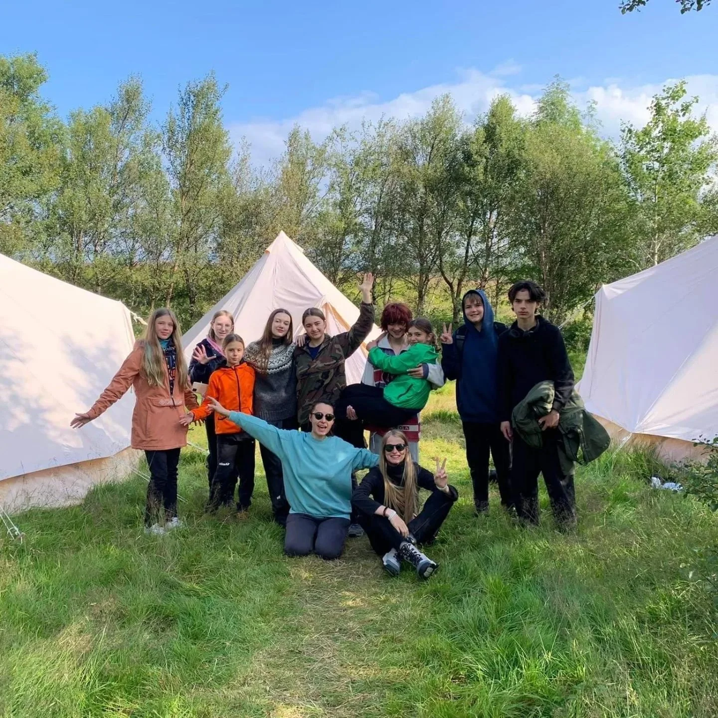 ウクライナ避難民のためのチャリティキャンプ