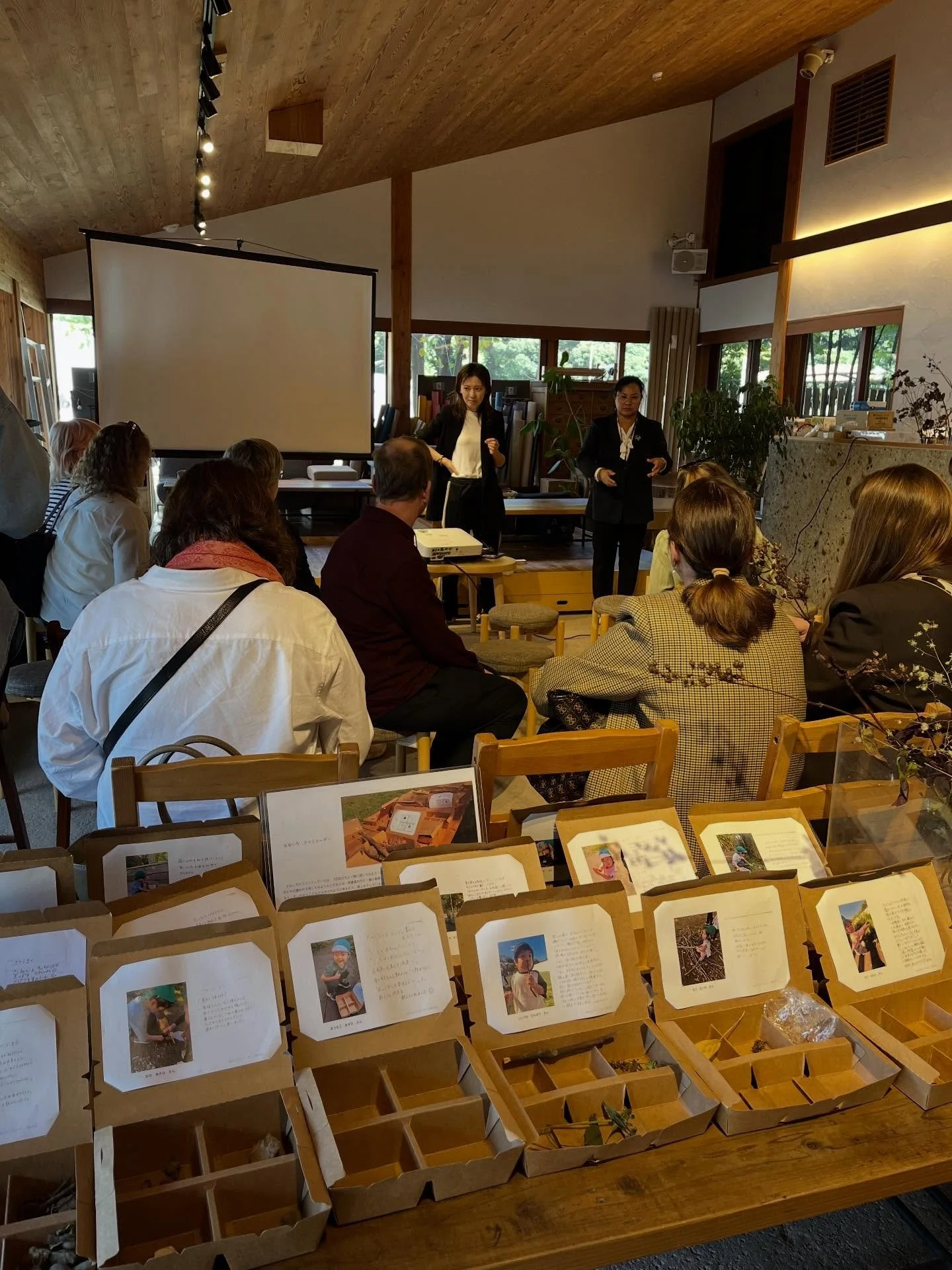 アイスランド教員団がまちのこども園代々木公園を訪問しました