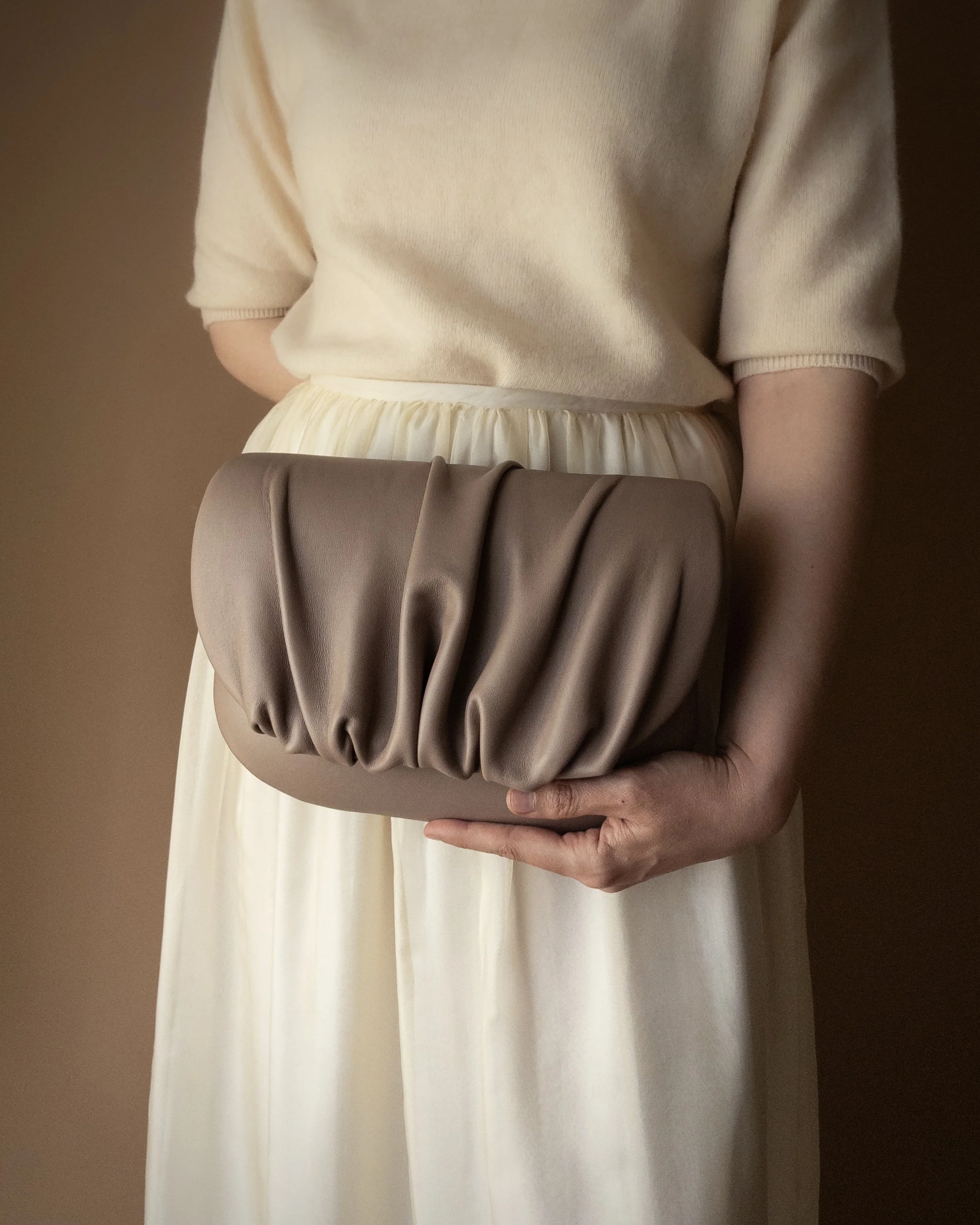 PLIÉ TAUPE SEDA
