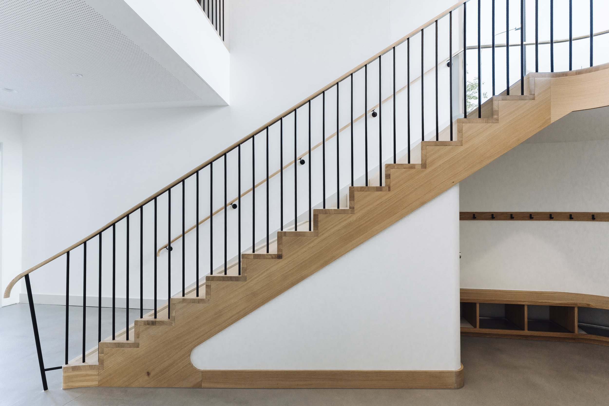 005_Treppe seitlich-min.jpg