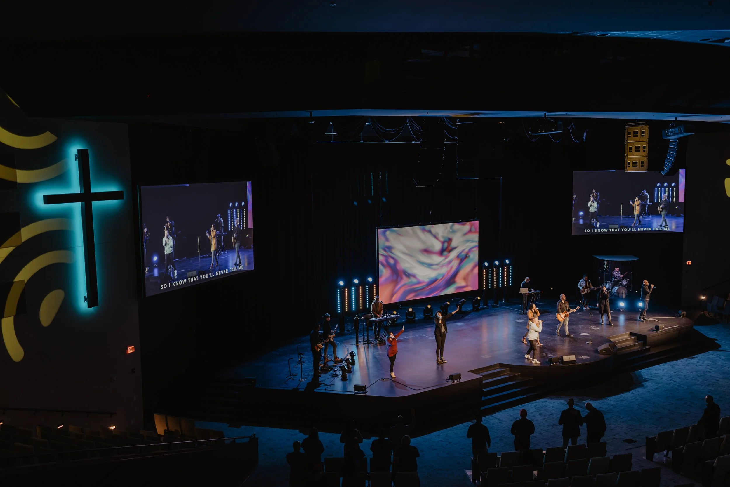 Curtain systems - for flexible stage design and light control.