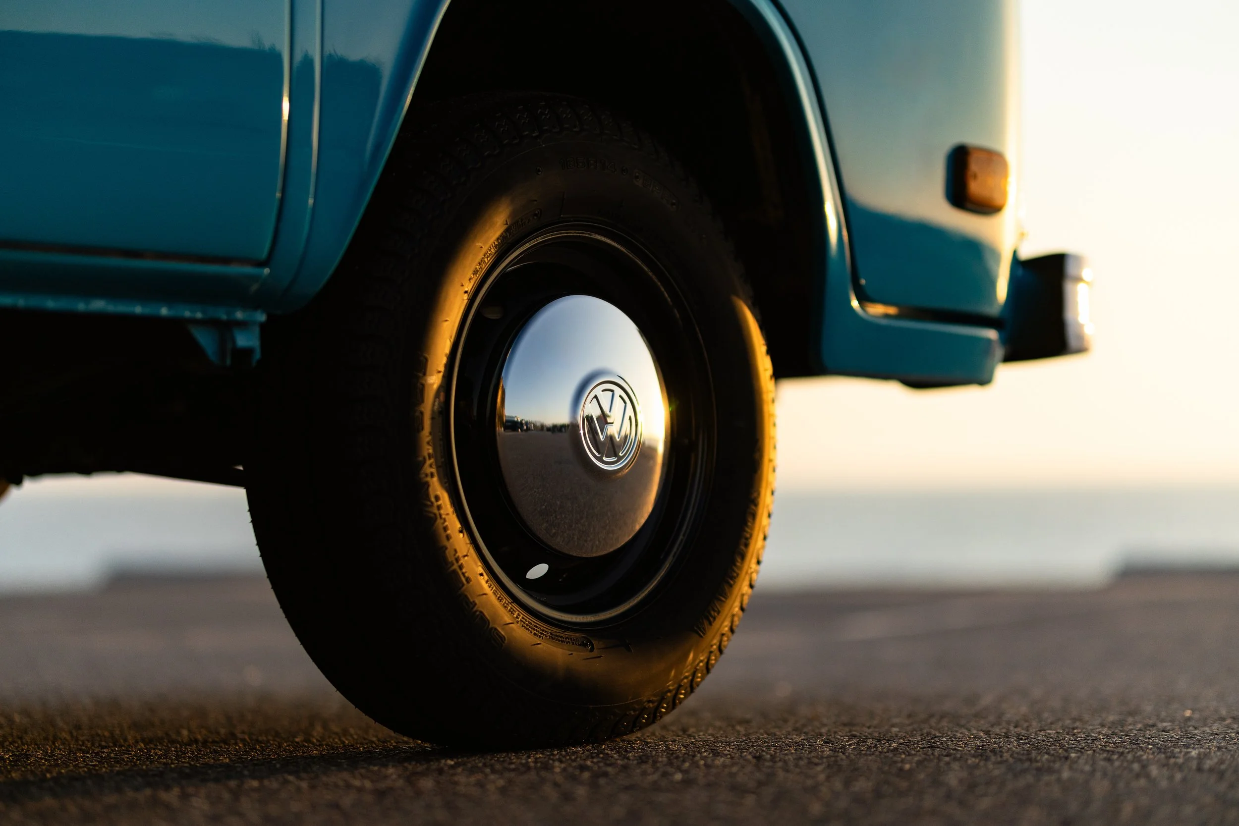 1977-Volkswagen Bus-Azul-More Than Productions-4919.jpg