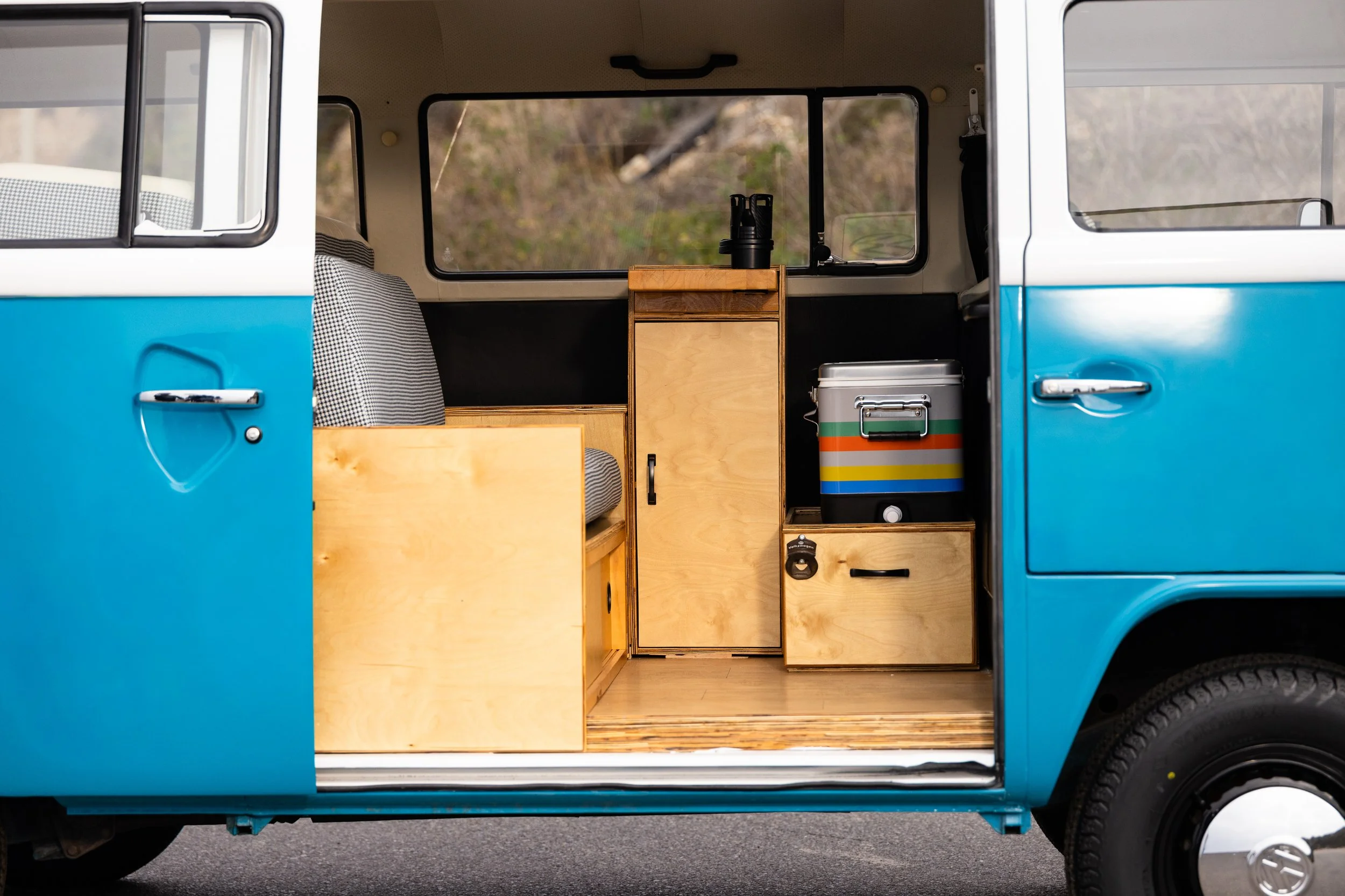 1977-Volkswagen Bus-Azul-More Than Productions-7588.jpg