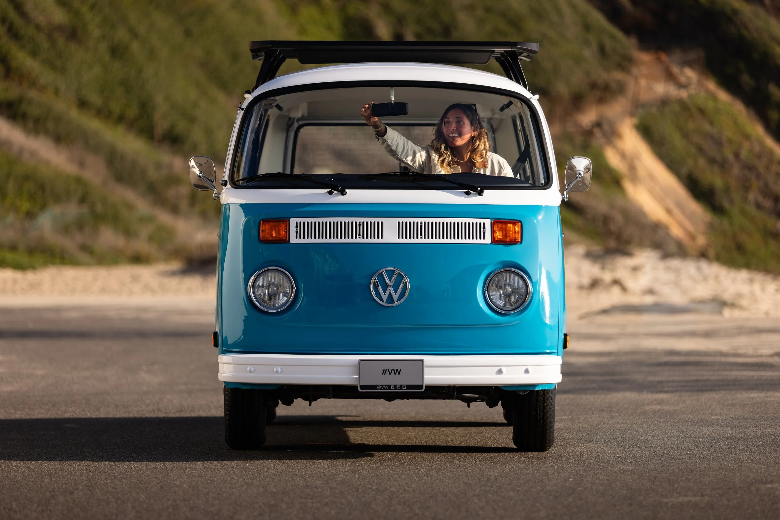 1977-Volkswagen Bus-Azul-More Than Productions-4236.jpg