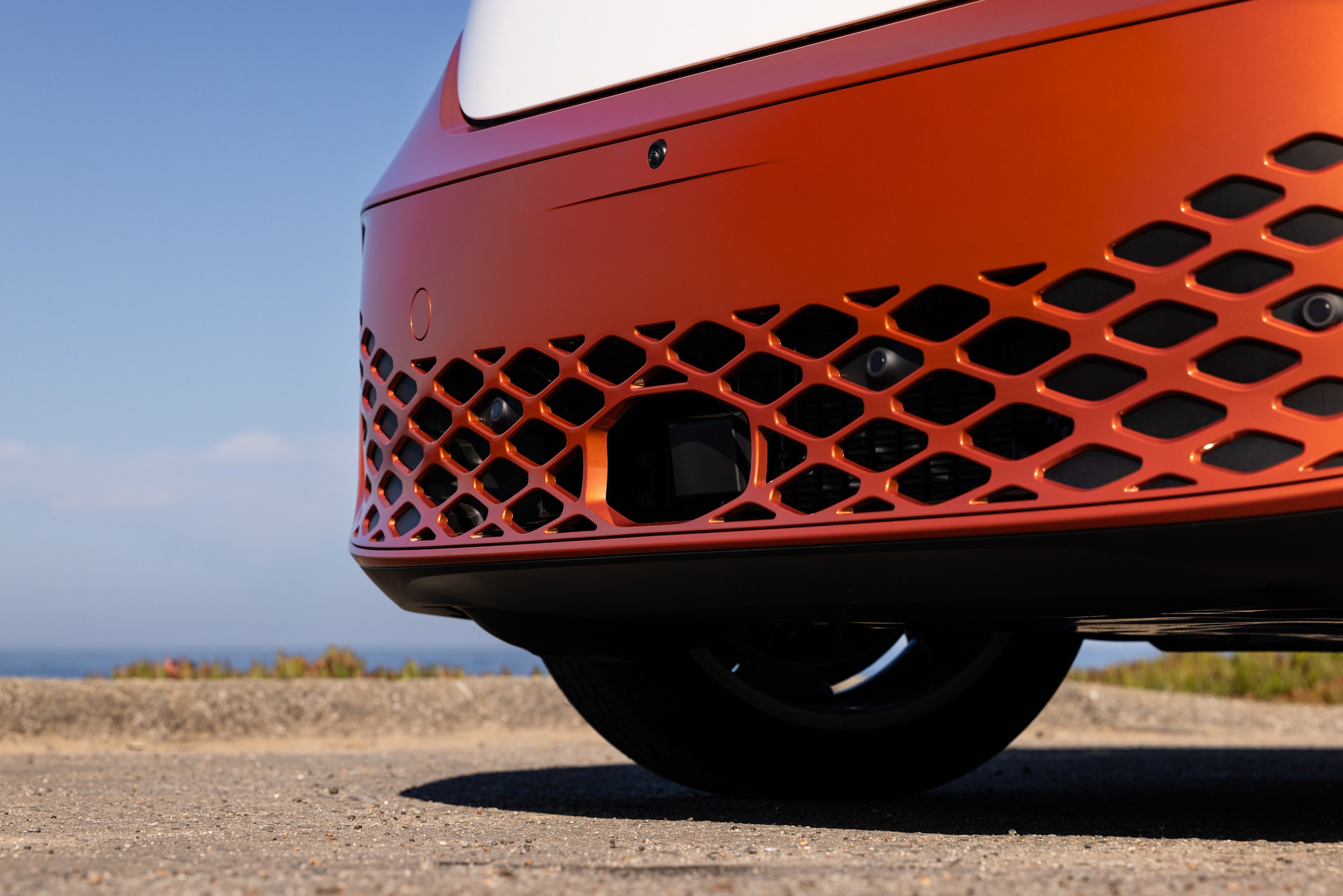 VW ID. Buzz - Energetic Orange - Exterior Static - © Sam Dobbins 2024 - 0621-Edit.jpg