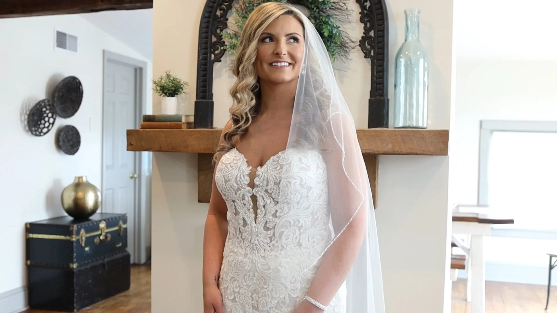 Timeline 1_01_01_40_19.jpg