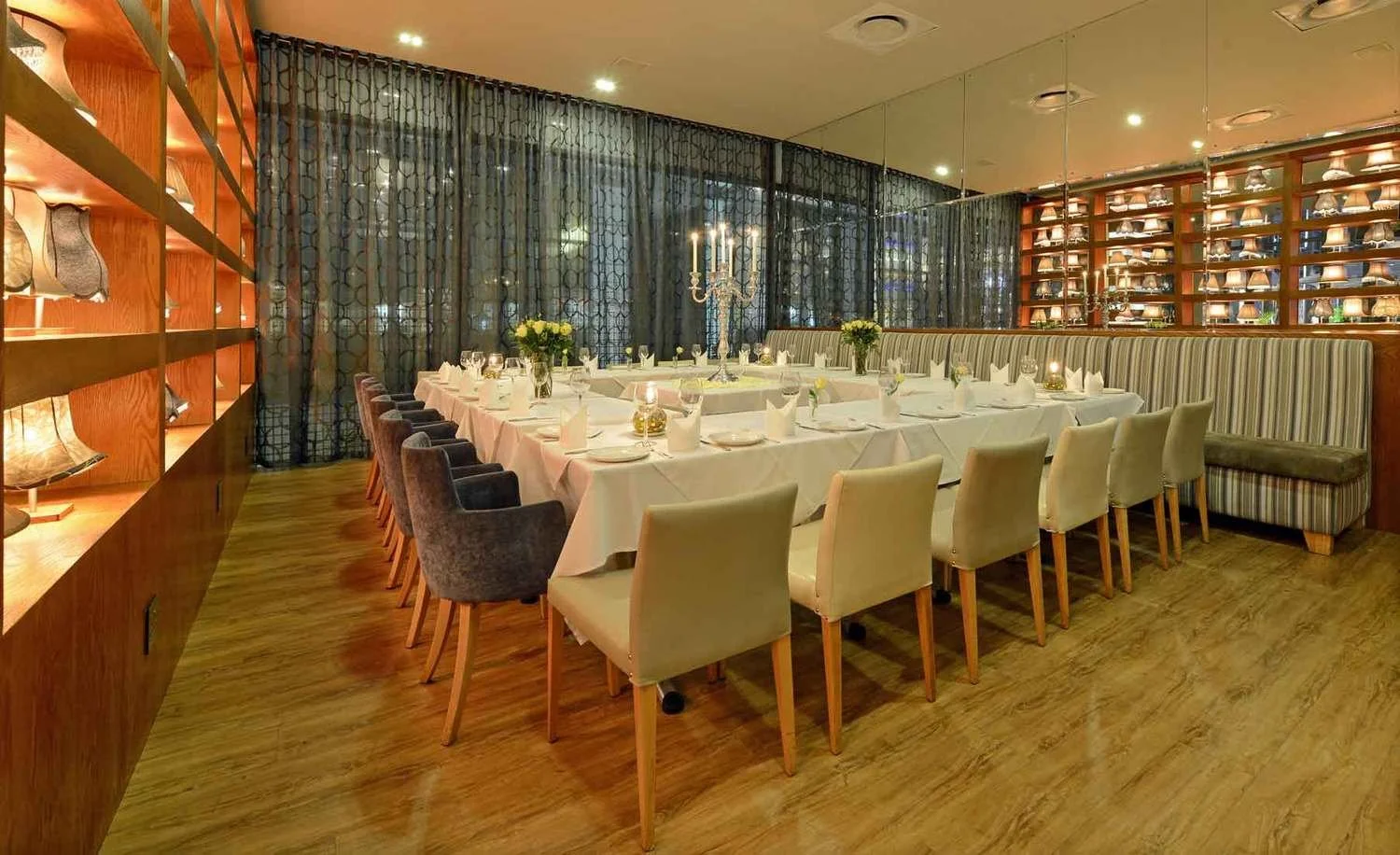 kitchen+bar+7.jpg