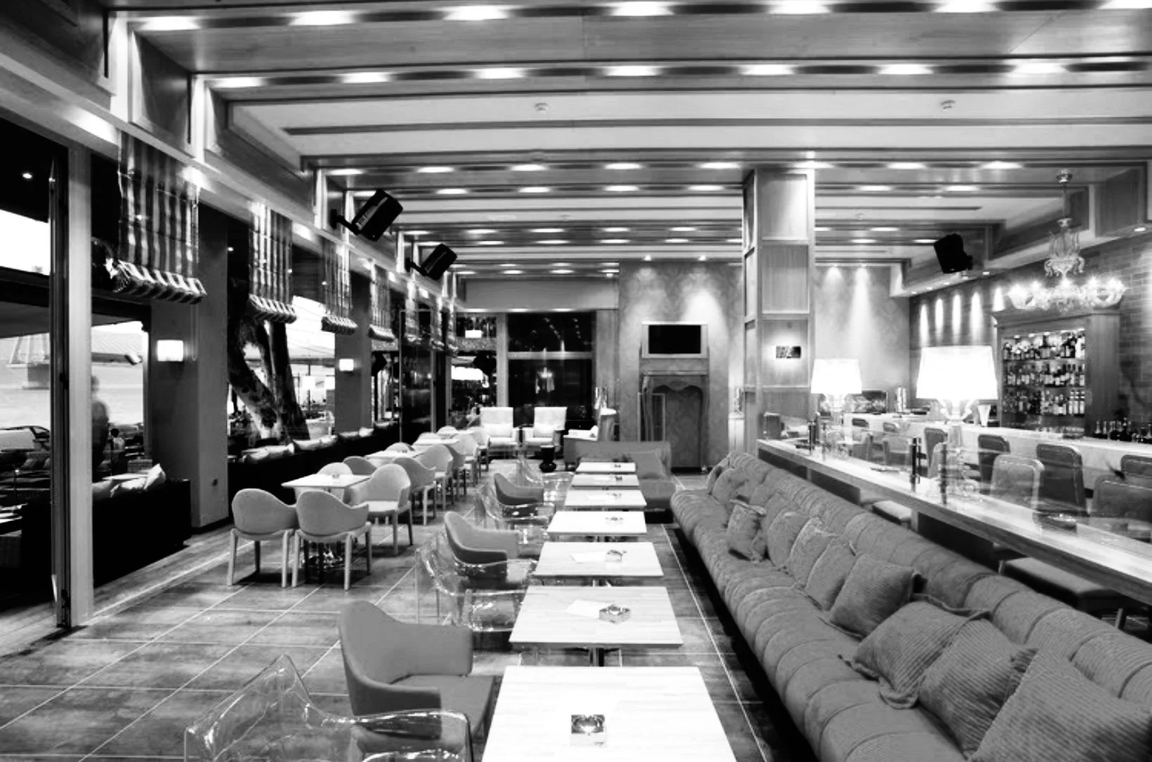 “W” restaurant bar, Rio