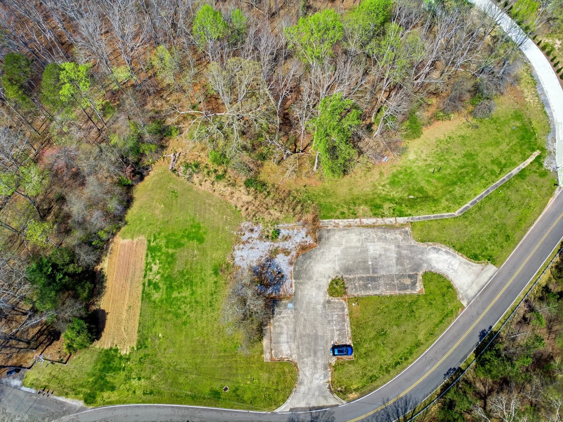 07-007 - 211 Hogan Pond Lane Ball Ground GA.jpg