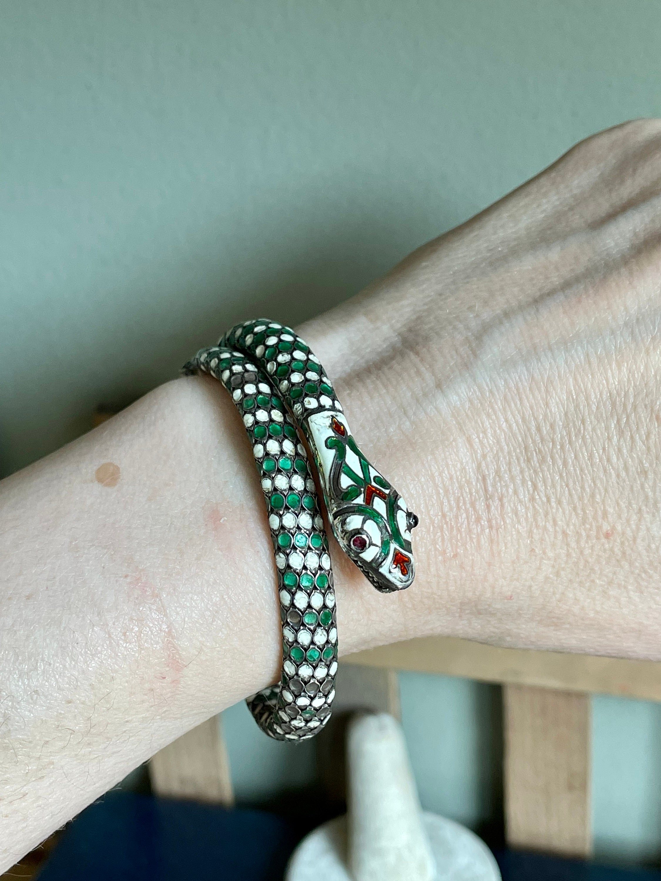 https://i.etsystatic.com/5449355/r/il/ca75ec/5016426771/il_fullxfull.5016426771_5dw9.jpg