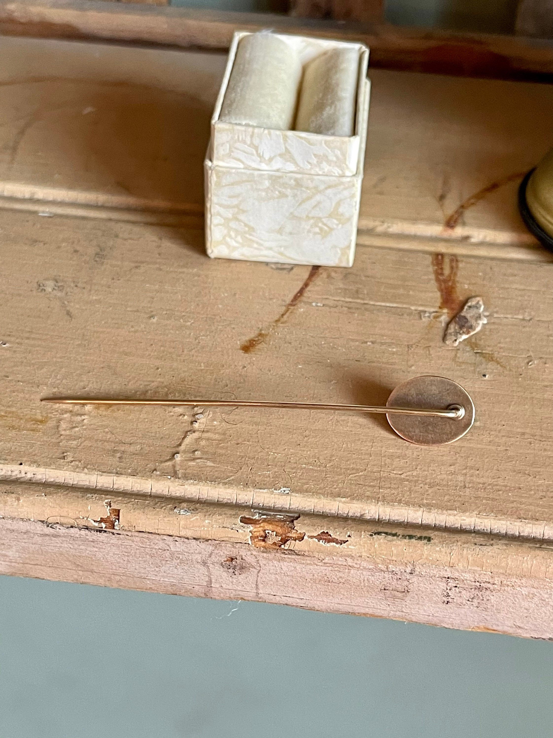 https://i.etsystatic.com/5449355/r/il/f131d0/4450555274/il_fullxfull.4450555274_r52f.jpg