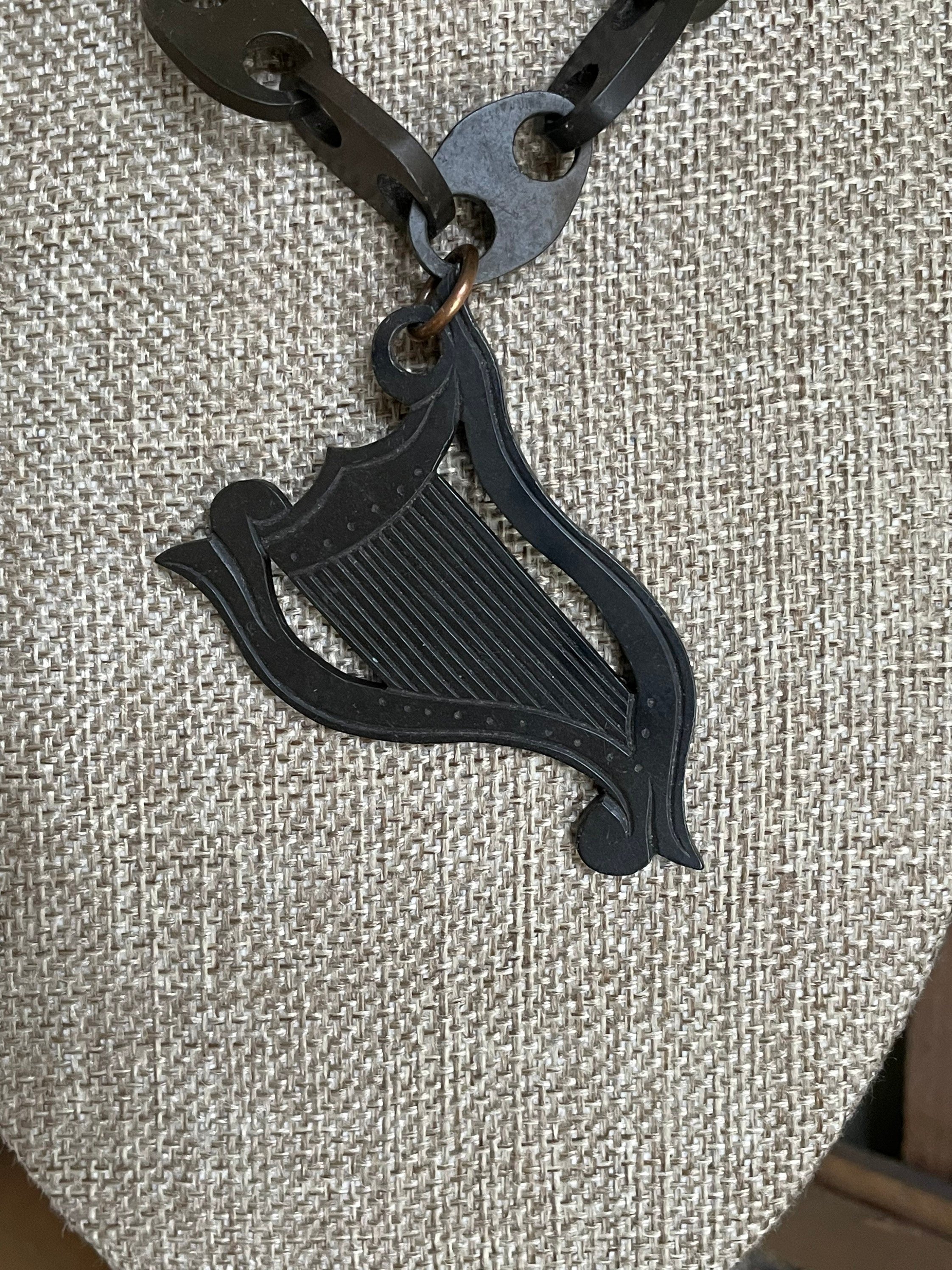 https://i.etsystatic.com/5449355/r/il/09bef0/3680110263/il_fullxfull.3680110263_nl2f.jpg