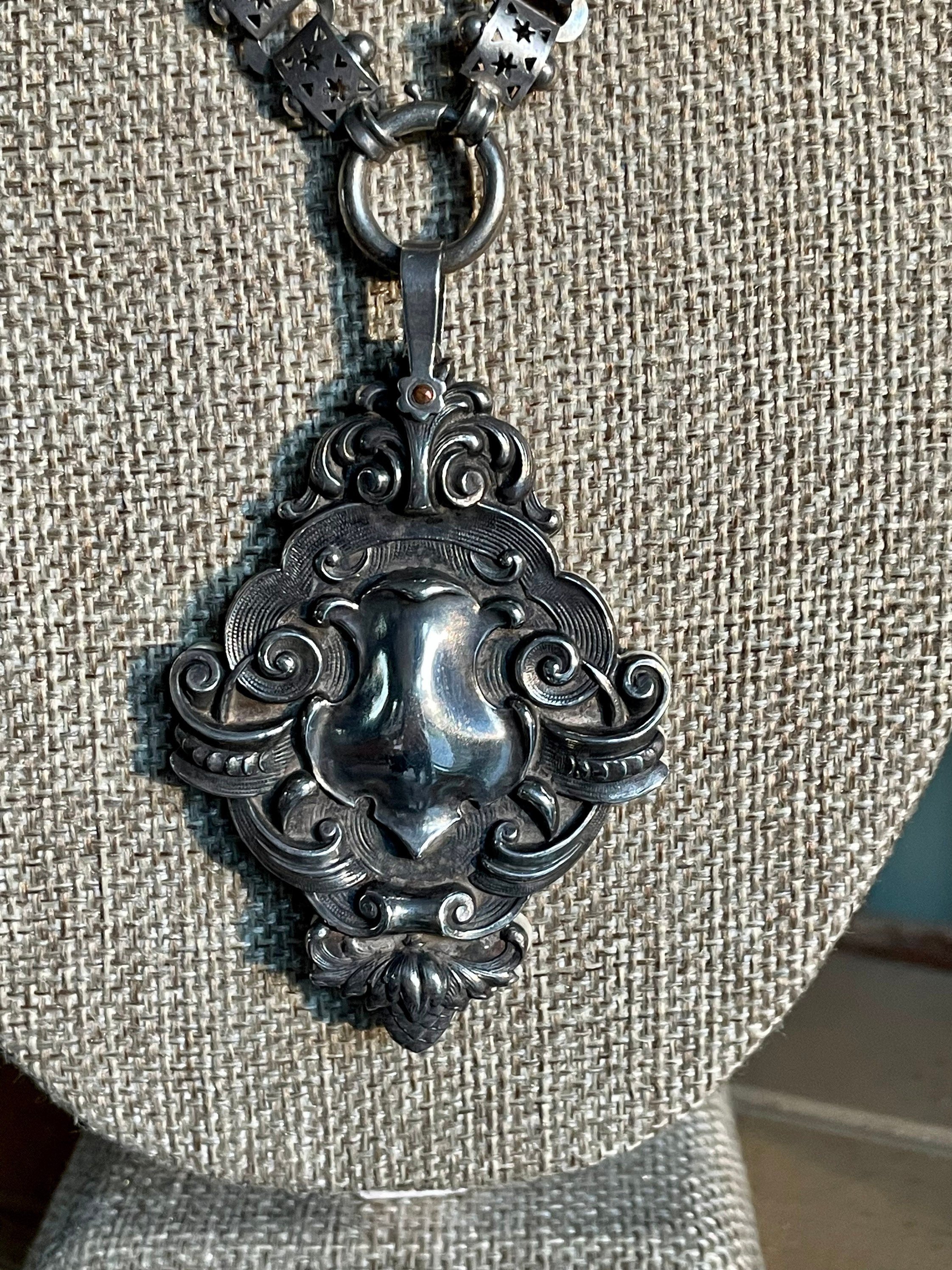 https://i.etsystatic.com/5449355/r/il/7e1e8d/4425288682/il_fullxfull.4425288682_s36a.jpg