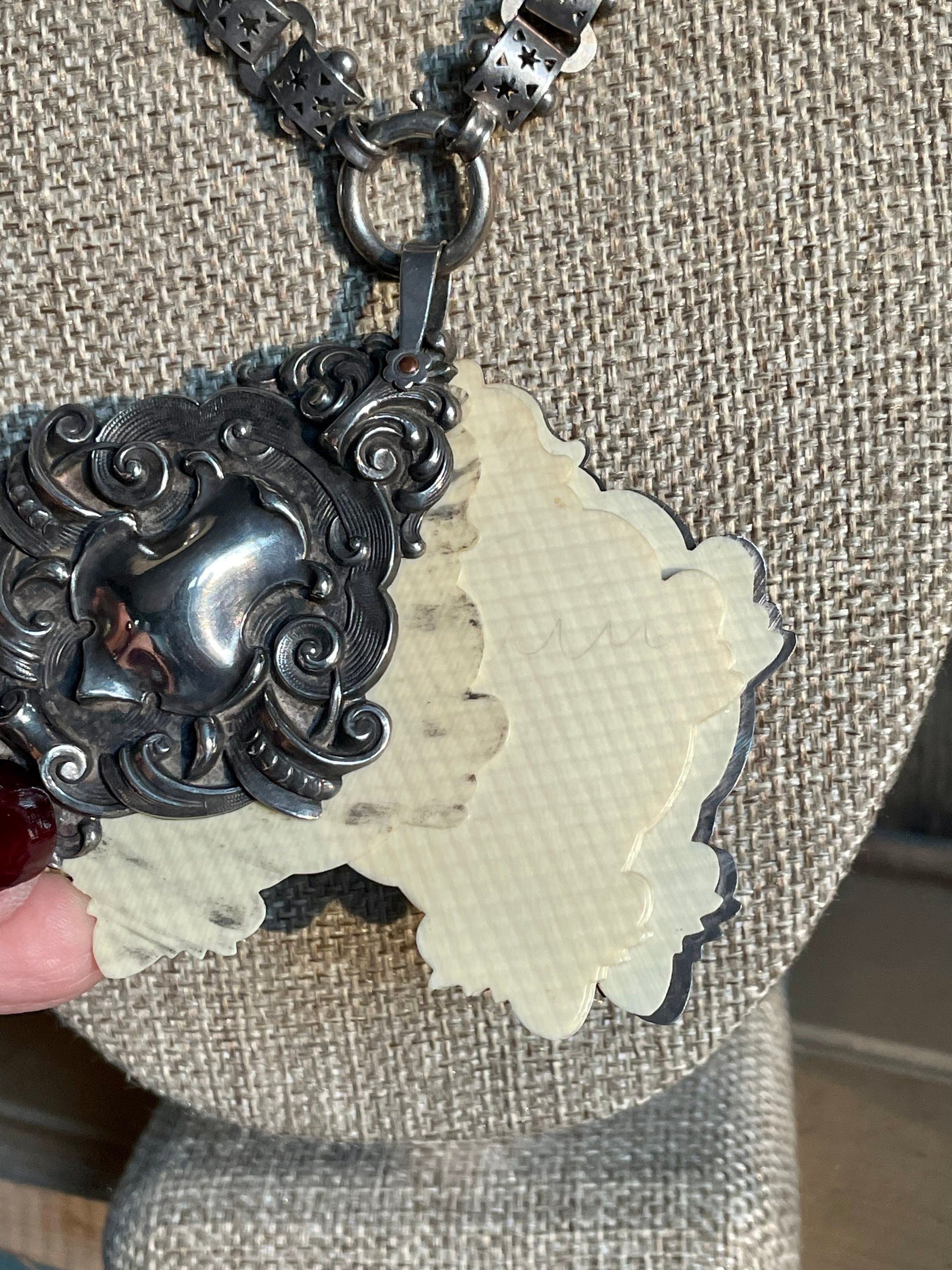 https://i.etsystatic.com/5449355/r/il/5055ef/4425288716/il_fullxfull.4425288716_s25f.jpg