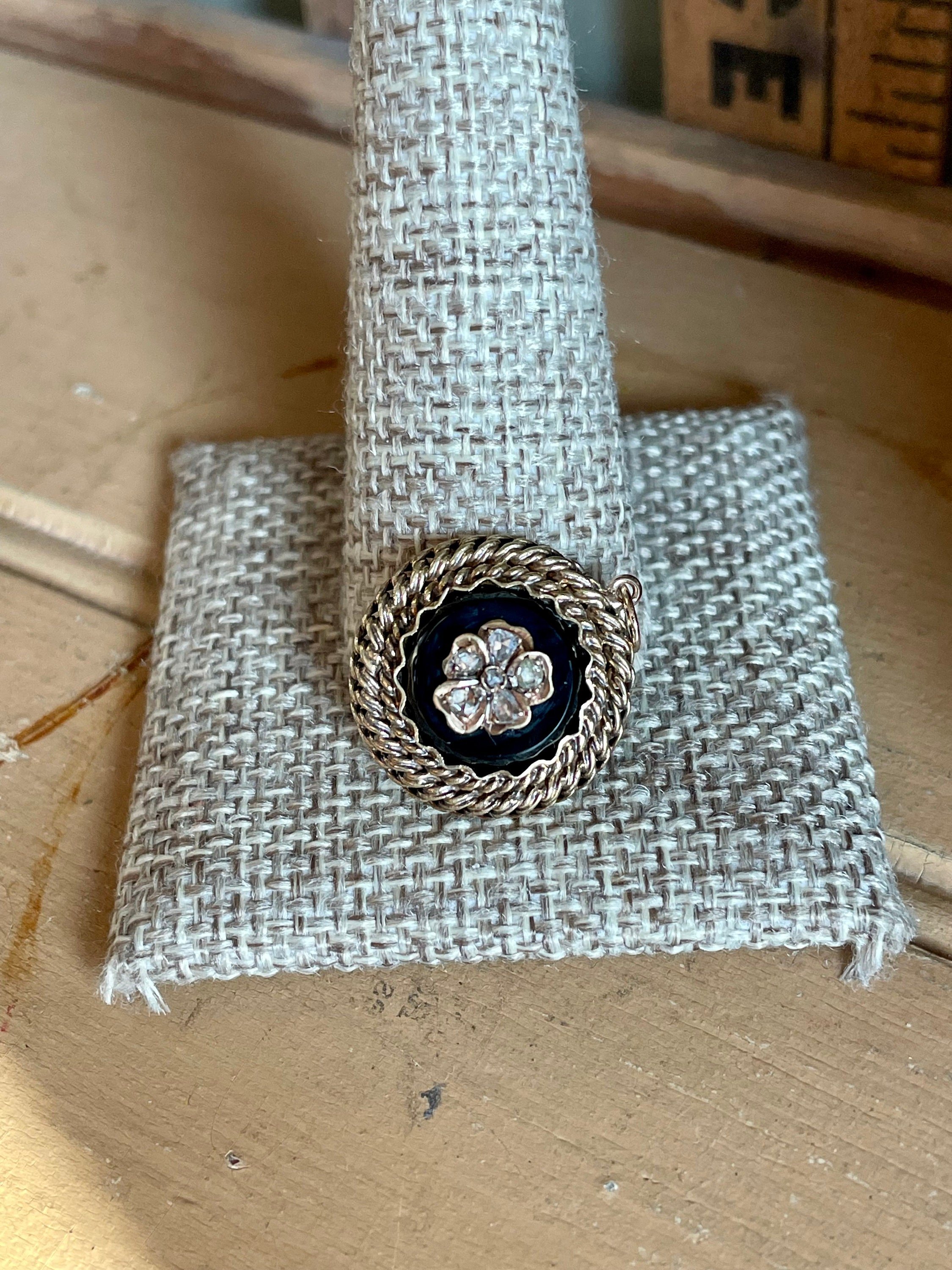 https://i.etsystatic.com/5449355/r/il/e8fe95/5749137408/il_fullxfull.5749137408_mn7n.jpg
