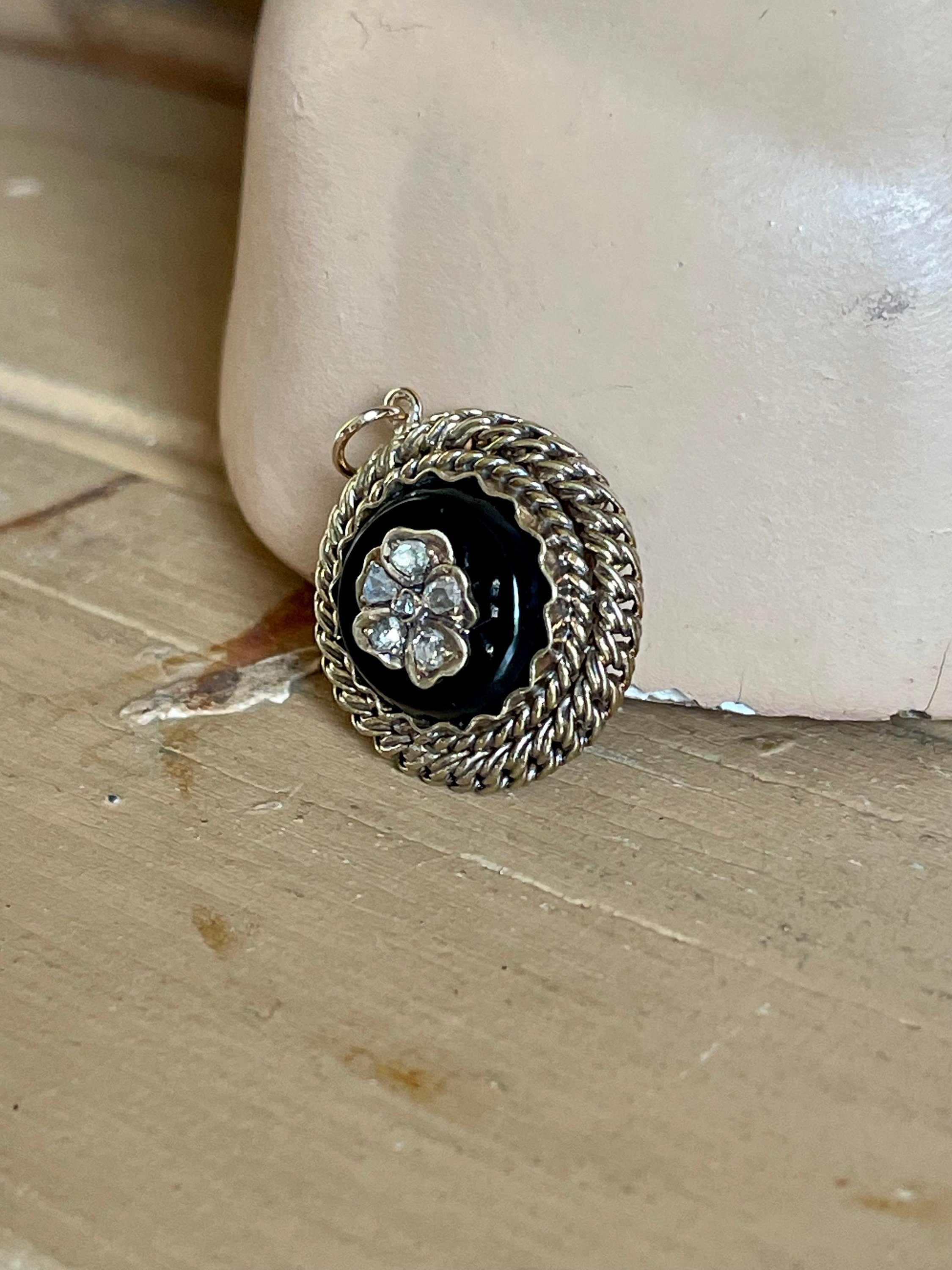 https://i.etsystatic.com/5449355/r/il/d74fbc/5797216037/il_fullxfull.5797216037_8593.jpg