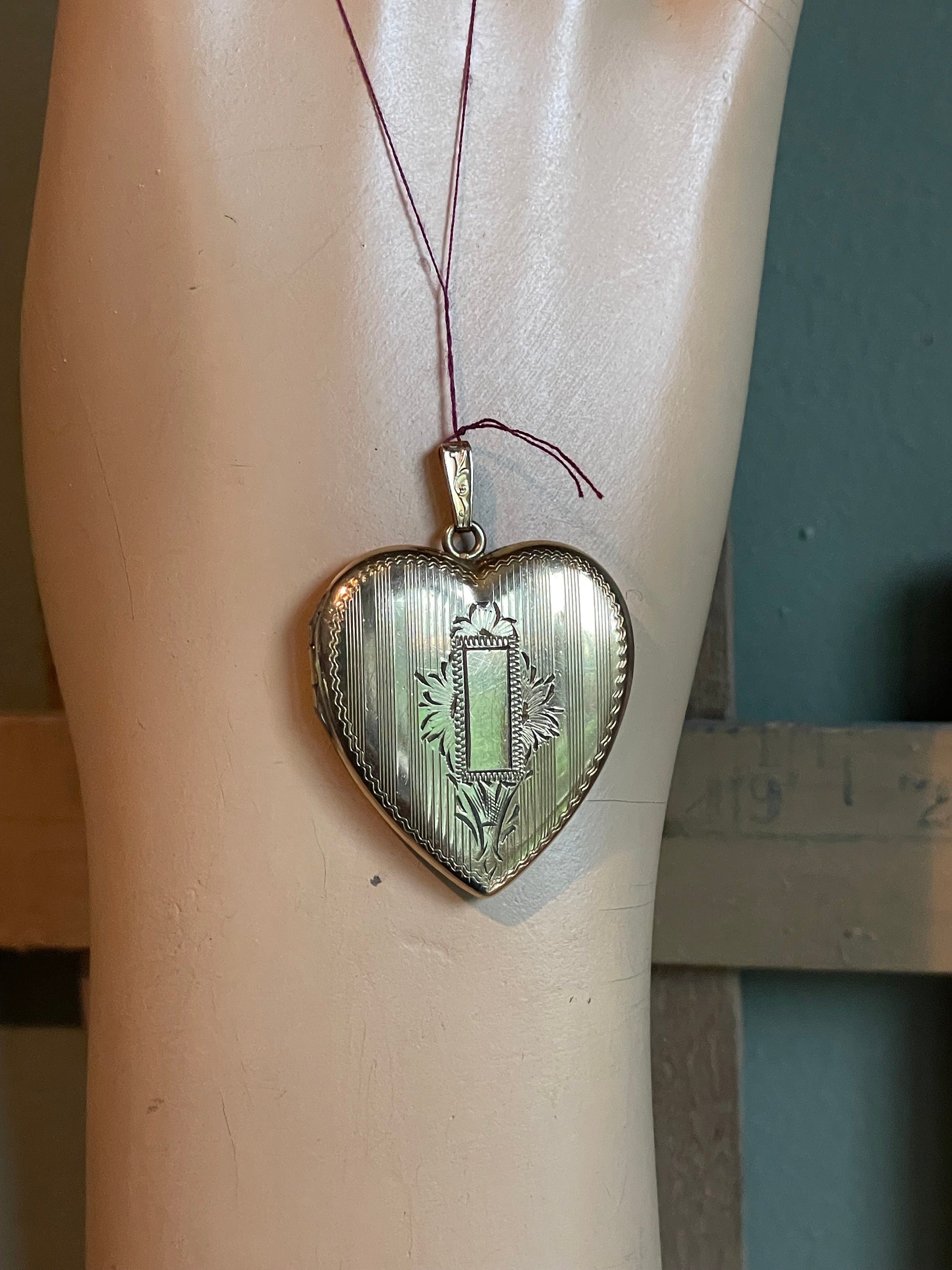 https://i.etsystatic.com/5449355/r/il/72623d/6046029819/il_fullxfull.6046029819_7obj.jpg