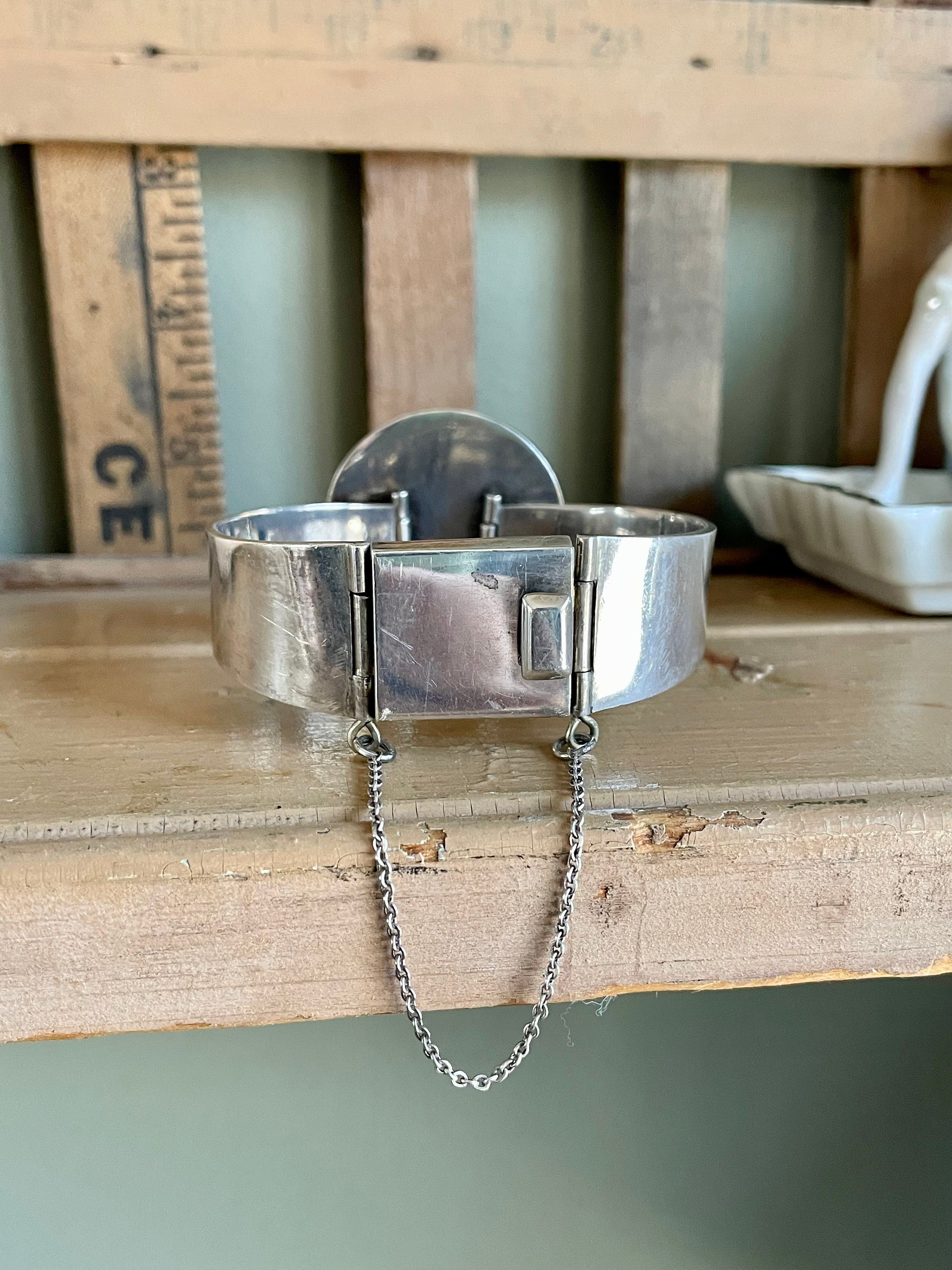 https://i.etsystatic.com/5449355/r/il/8ff6b7/5748111643/il_fullxfull.5748111643_3zqx.jpg