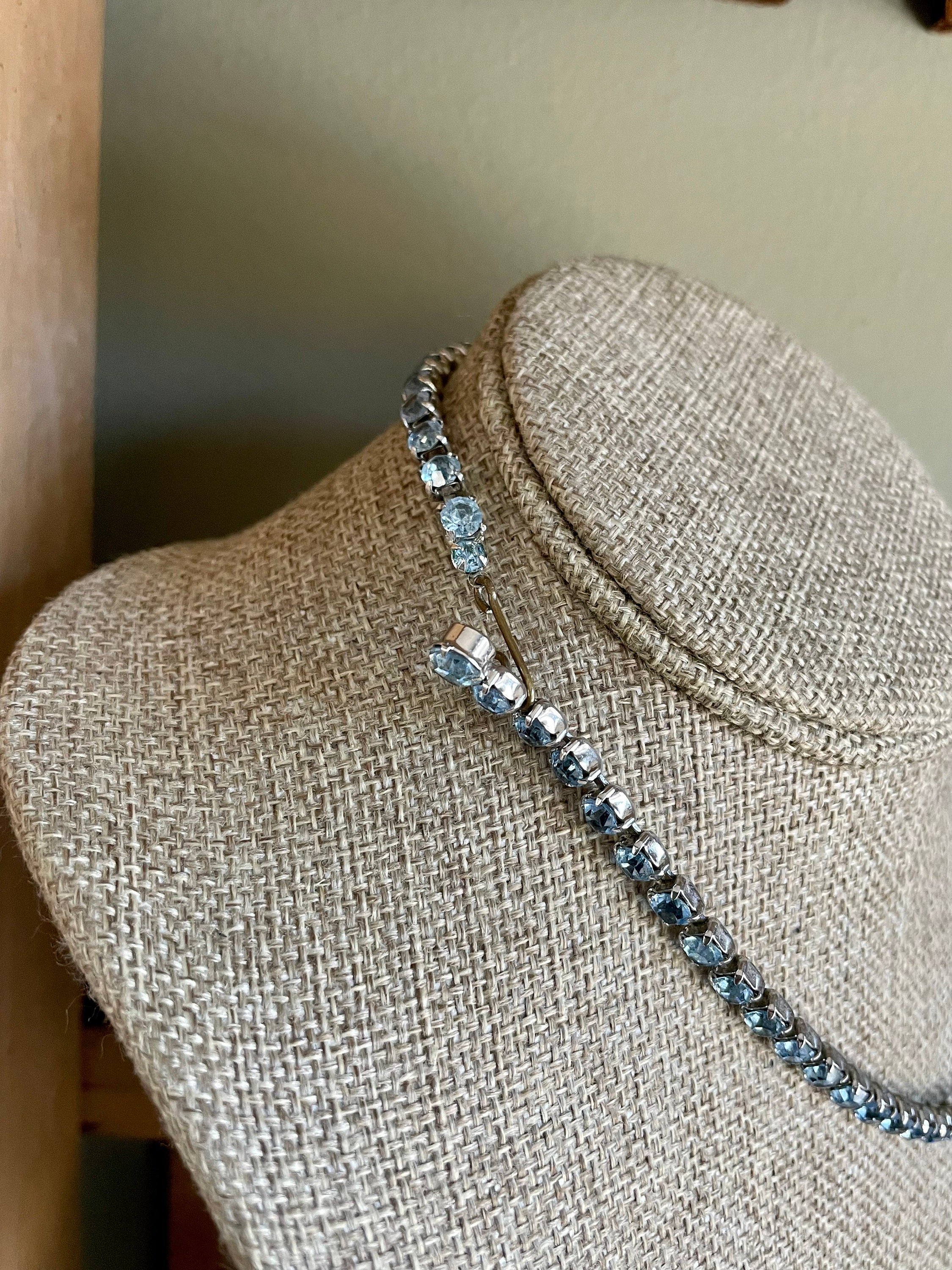 https://i.etsystatic.com/5449355/r/il/64af4e/5693124228/il_fullxfull.5693124228_o5za.jpg