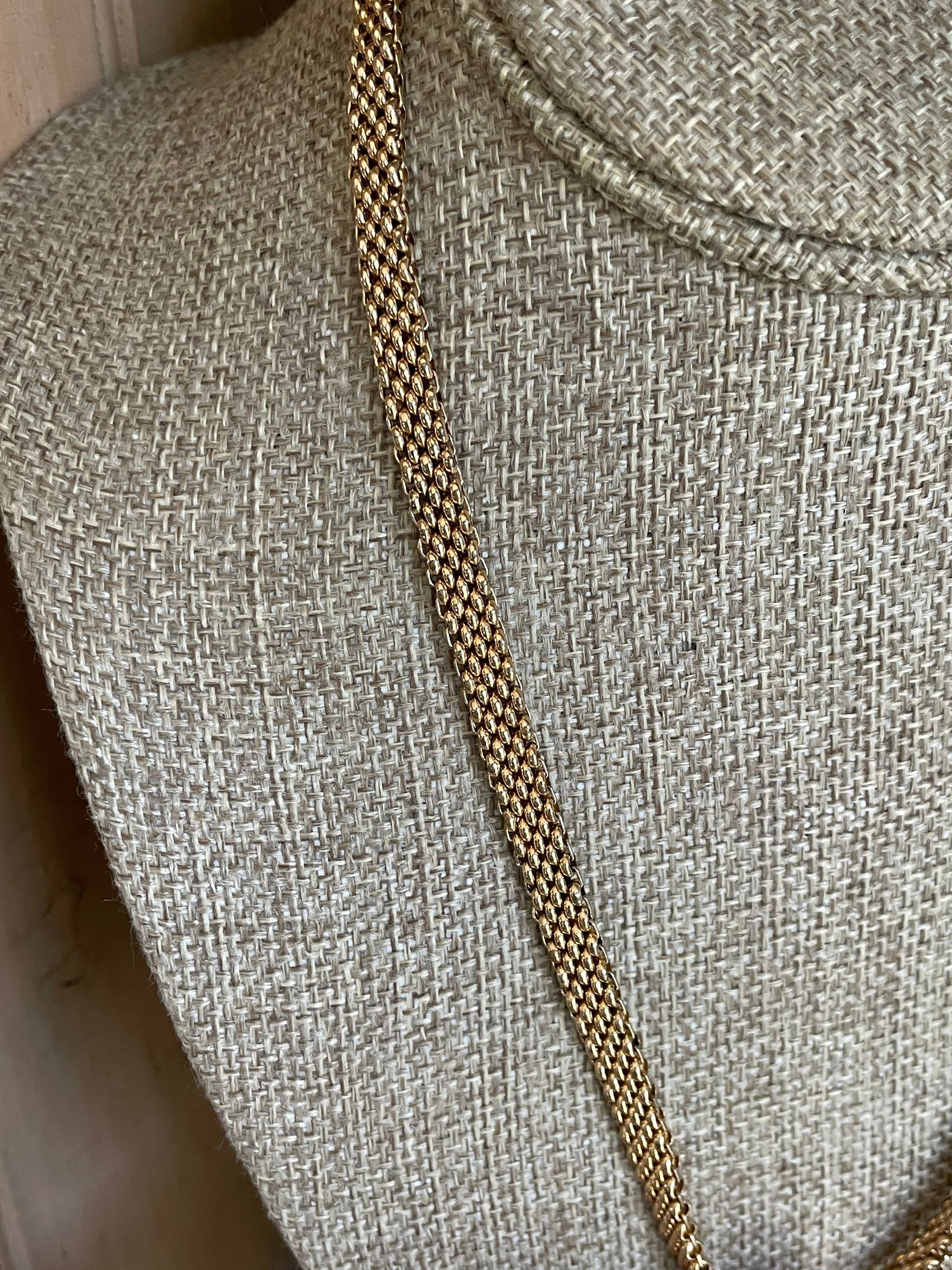 https://i.etsystatic.com/5449355/r/il/d93f04/4426314077/il_fullxfull.4426314077_cap0.jpg