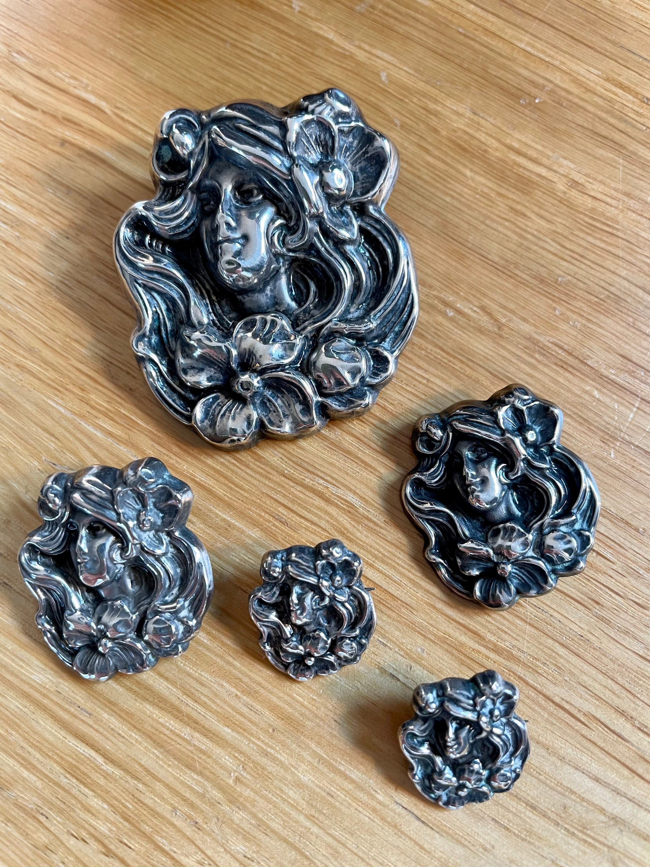 https://i.etsystatic.com/5449355/r/il/1c25ae/3432759078/il_fullxfull.3432759078_rbeo.jpg