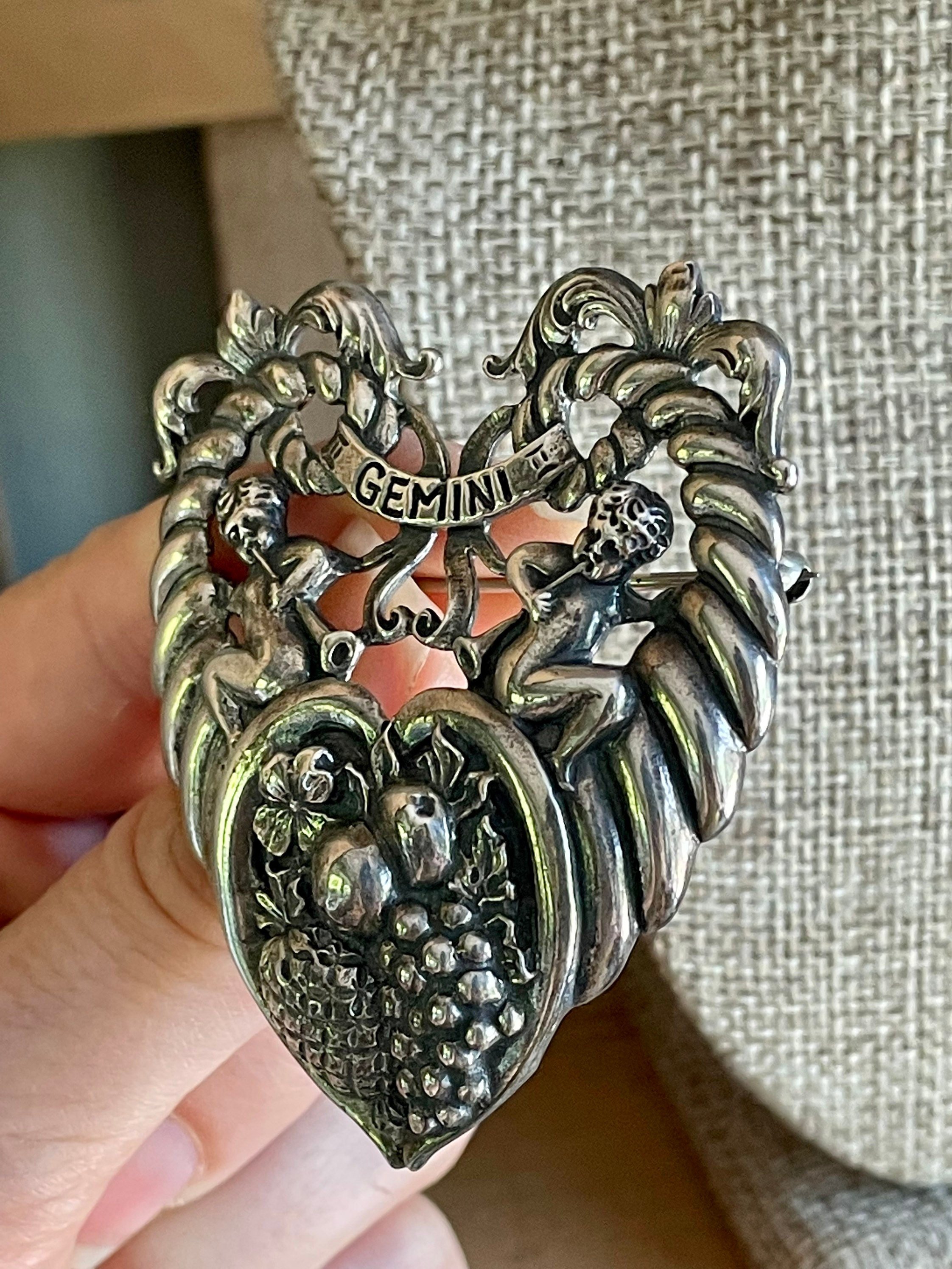 https://i.etsystatic.com/5449355/r/il/23192e/3970142528/il_fullxfull.3970142528_5x43.jpg