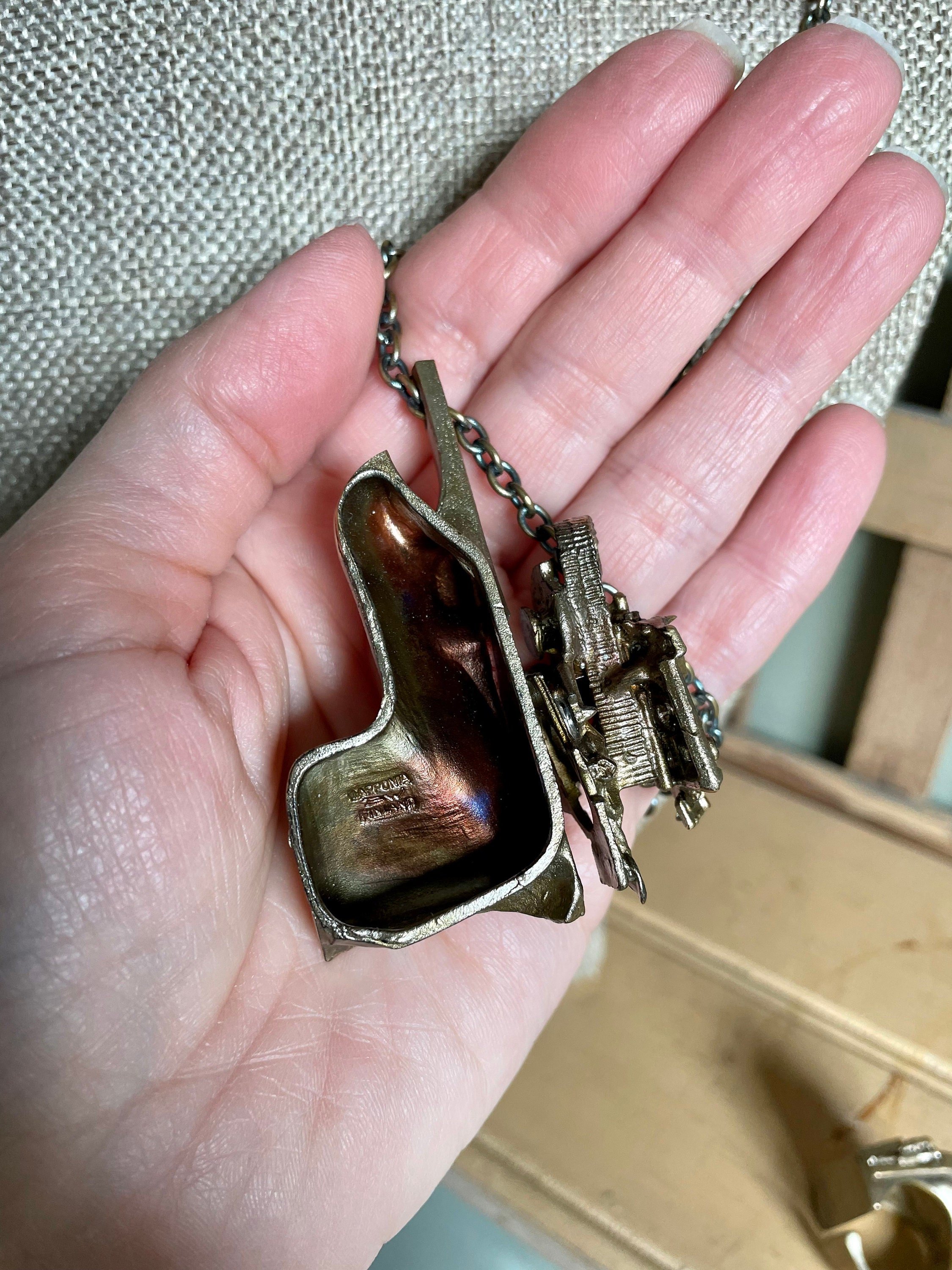 https://i.etsystatic.com/5449355/r/il/7a439d/5033354651/il_fullxfull.5033354651_bsnj.jpg