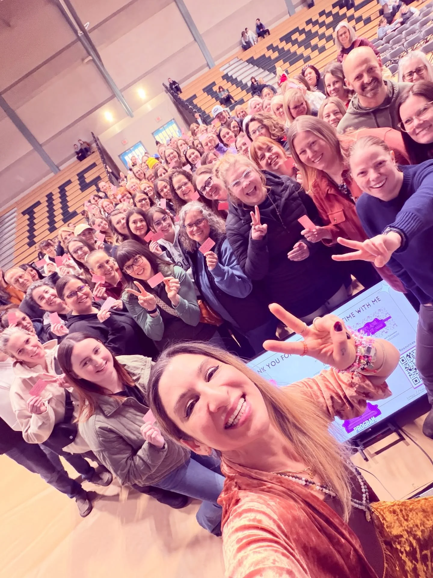 OKAY WOW THROW A ⚾️ IN THE COMMENTS IF U WERE THERE👇

Never have I ever had an OPENING ACT for a keynote (Still can&rsquo;t believe Katelyn Duffy last min agreed to play a 20 min set to open my session &amp; then took us through a legit 7th inning s