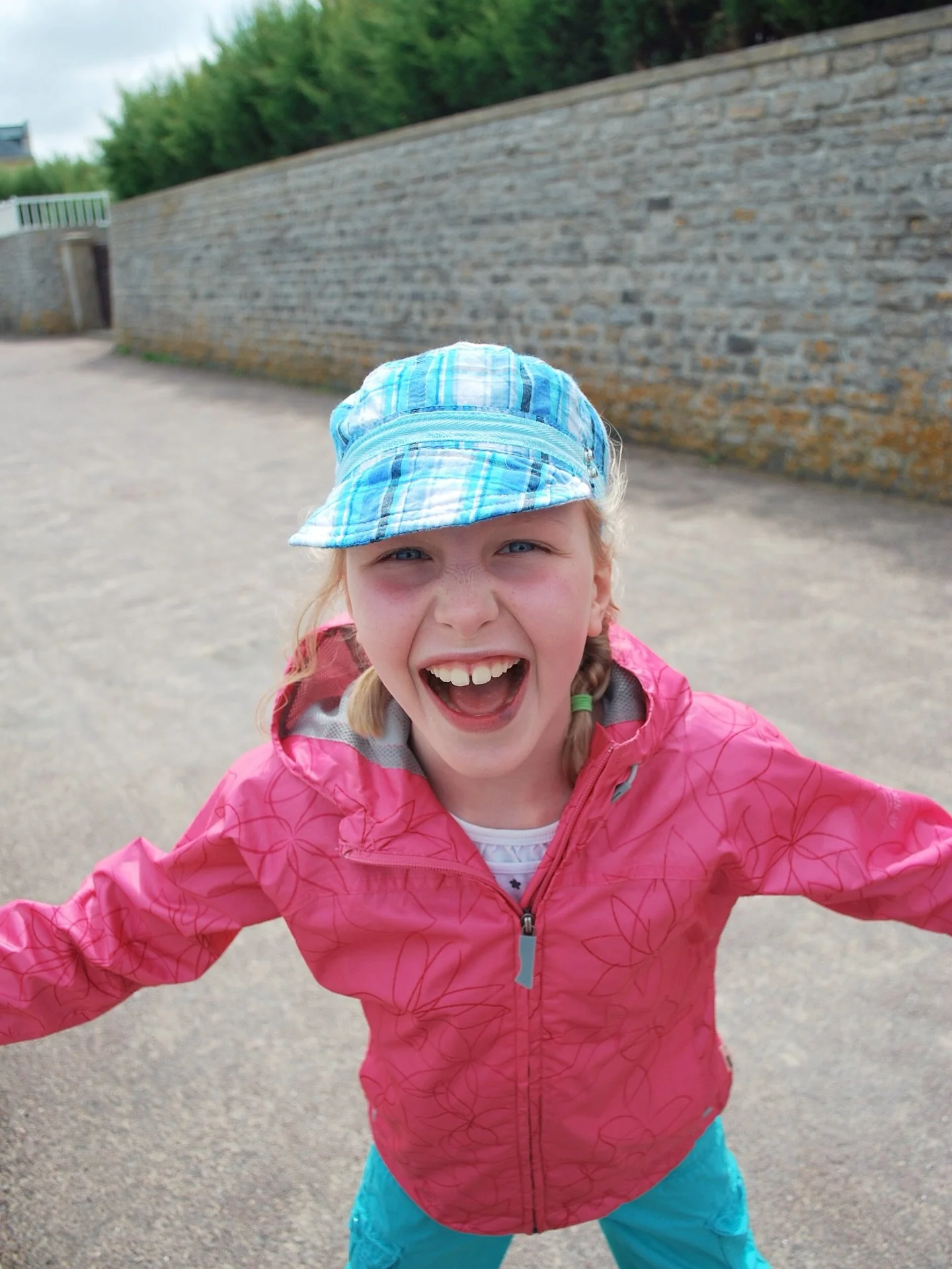 Bonne f&ecirc;te ! 🥳 /// Happy Birthday! 🎂

Regardez moi &ccedil;a&hellip; Une autre ann&eacute;e d&rsquo;aventure, de grandes questions, de succ&egrave;s, de doutes, de changements, de souvenirs, et plus que tout d&rsquo;amour ! 💗 Dans cette oc&e