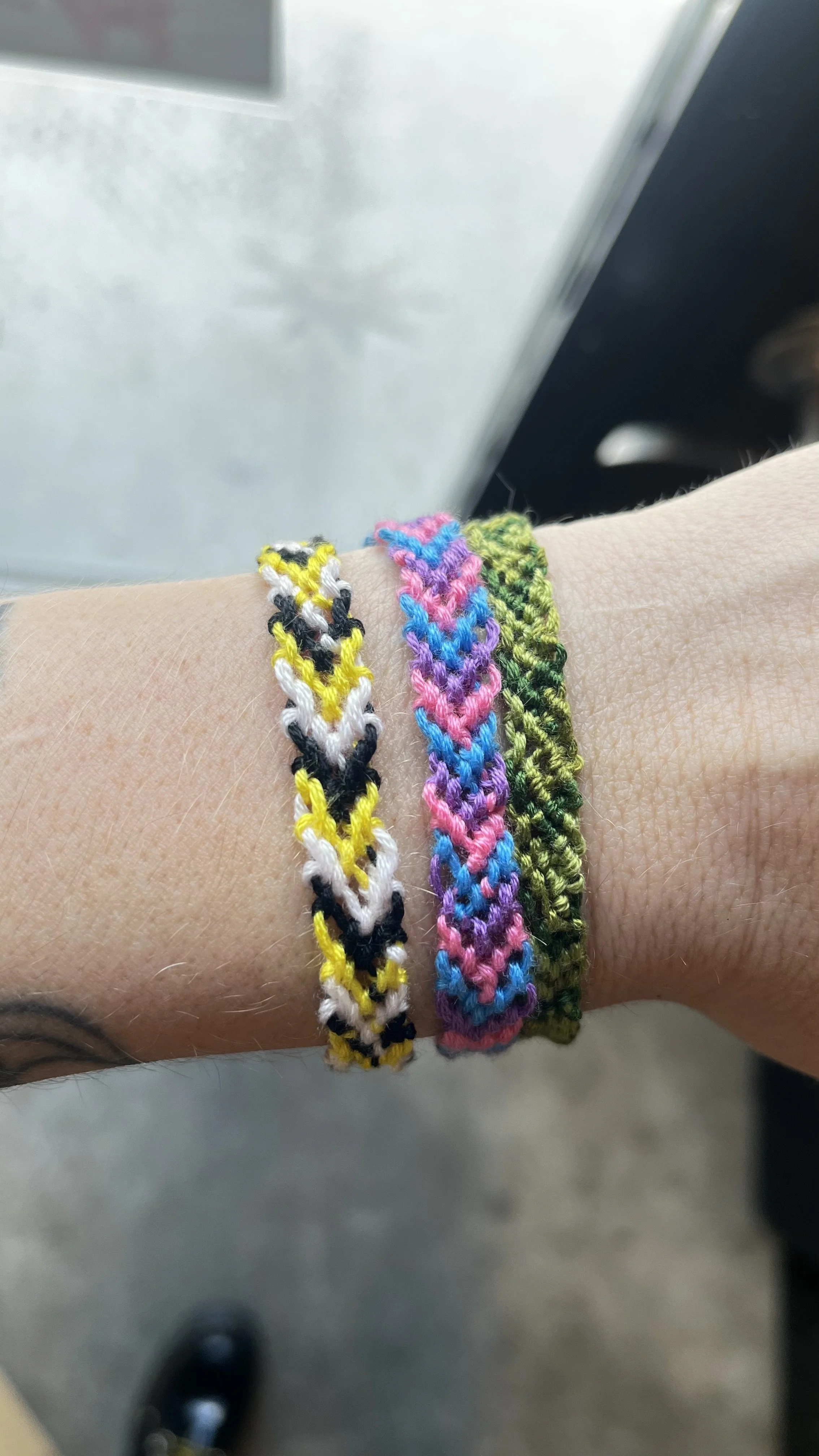 9/26 DIY Friendship Bracelets