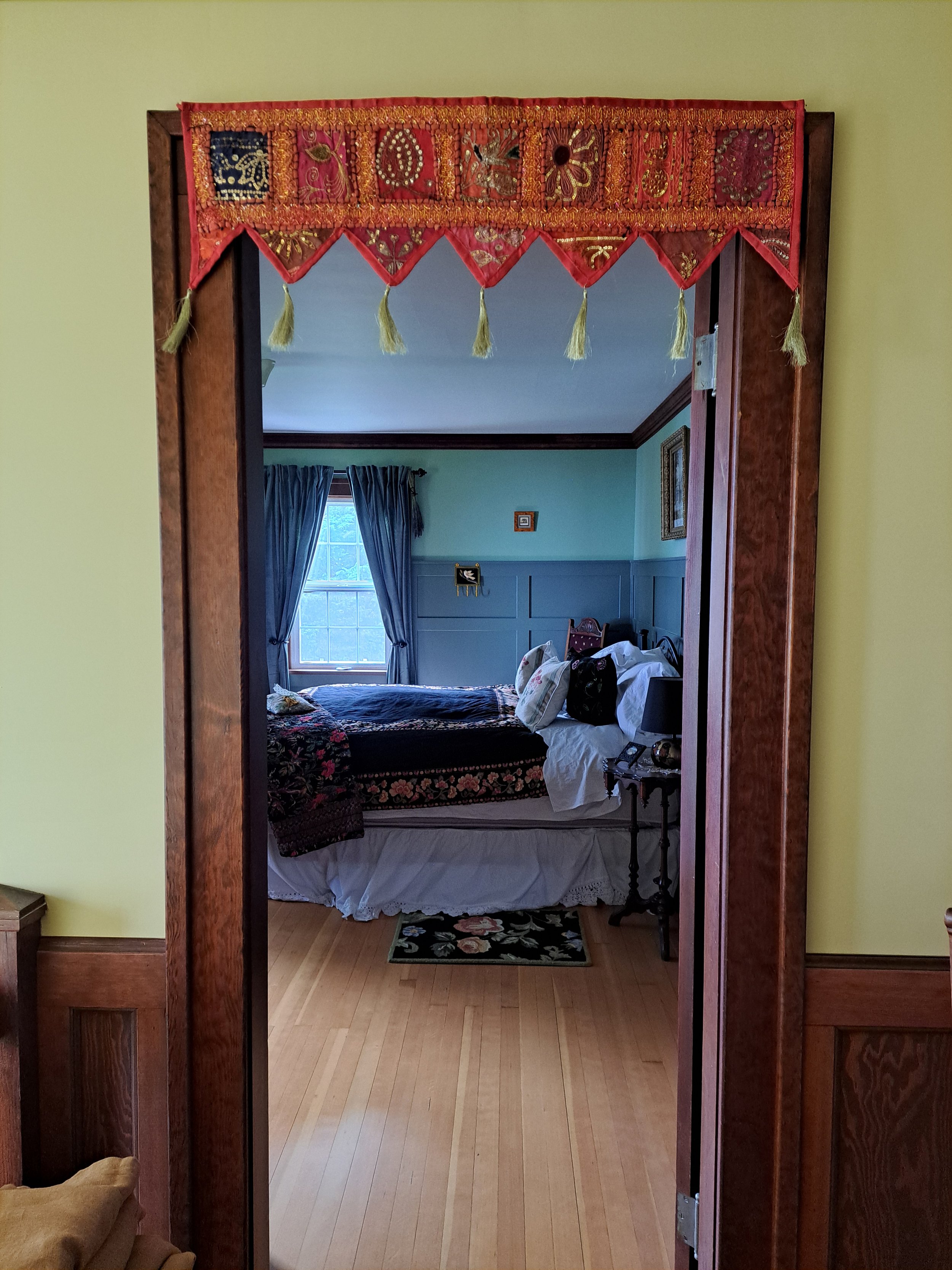 Victorian Home 4.JPG