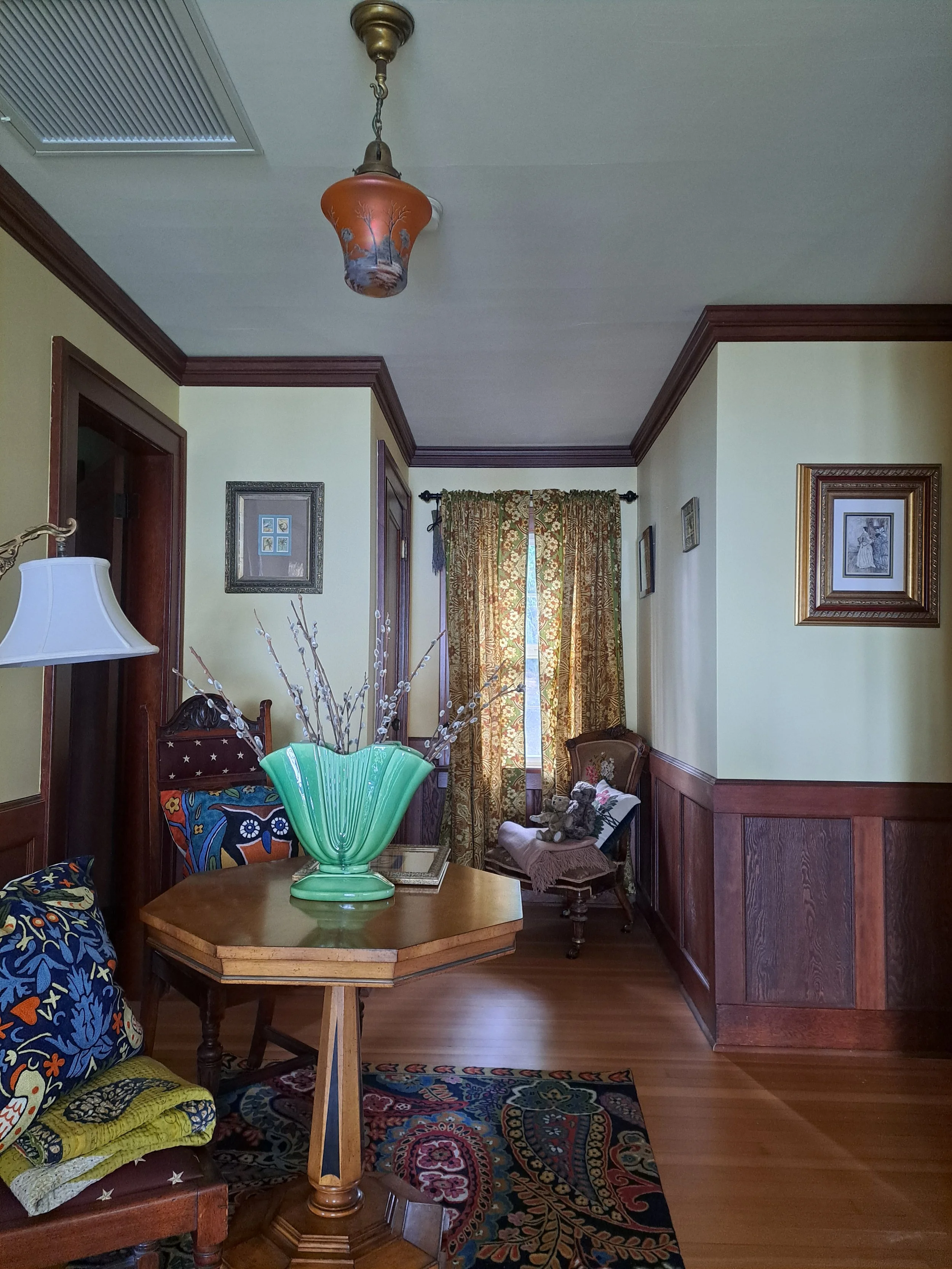 Victorian Home 12.JPG