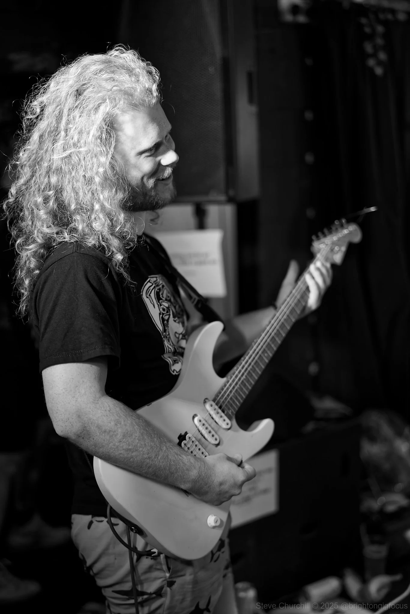 Shark Stuff Finharmonic Orcastra - Daltons - 31/05/2025