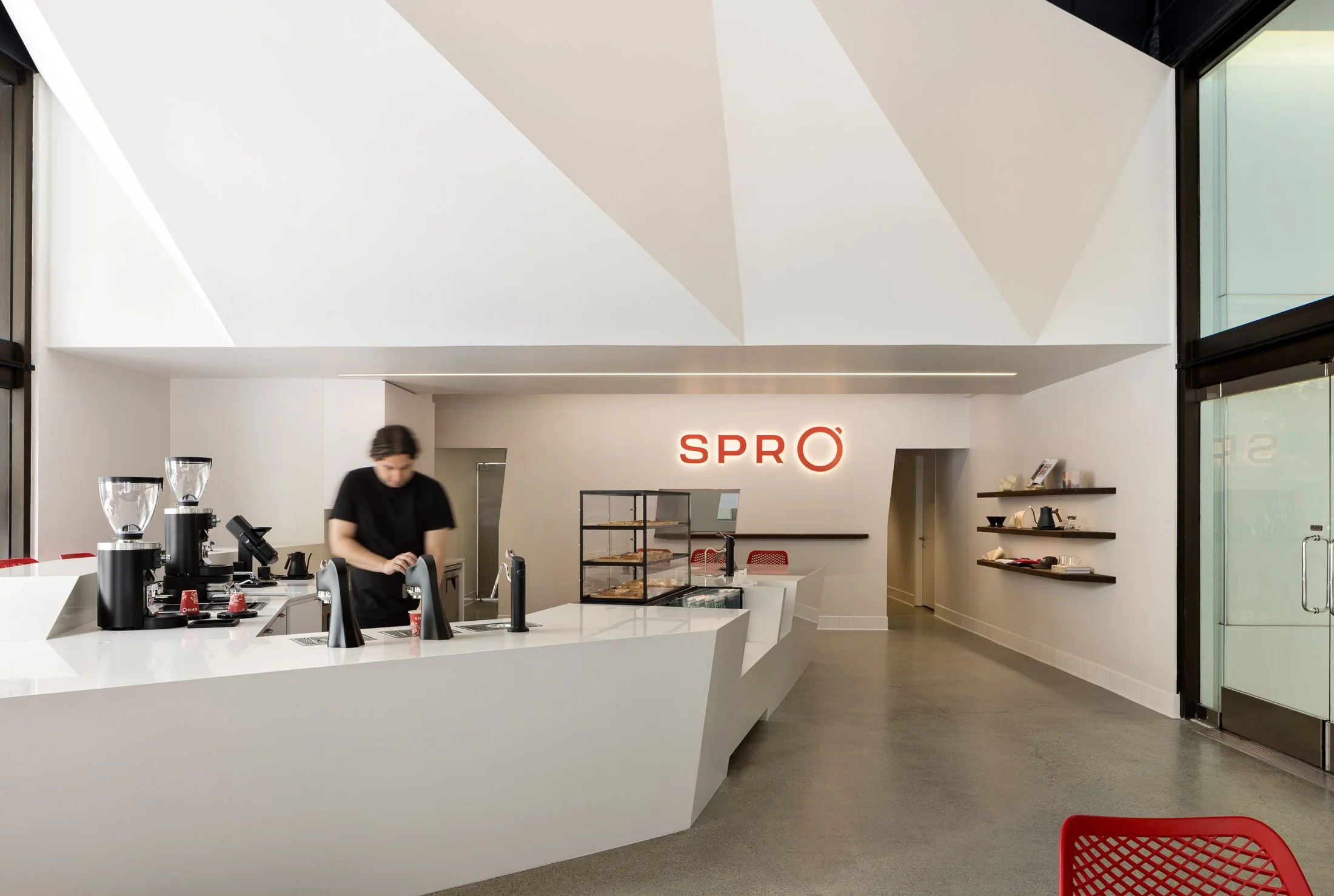 Spro_coffee_cafe_modern_minimalist_hero_crop_people.jpg