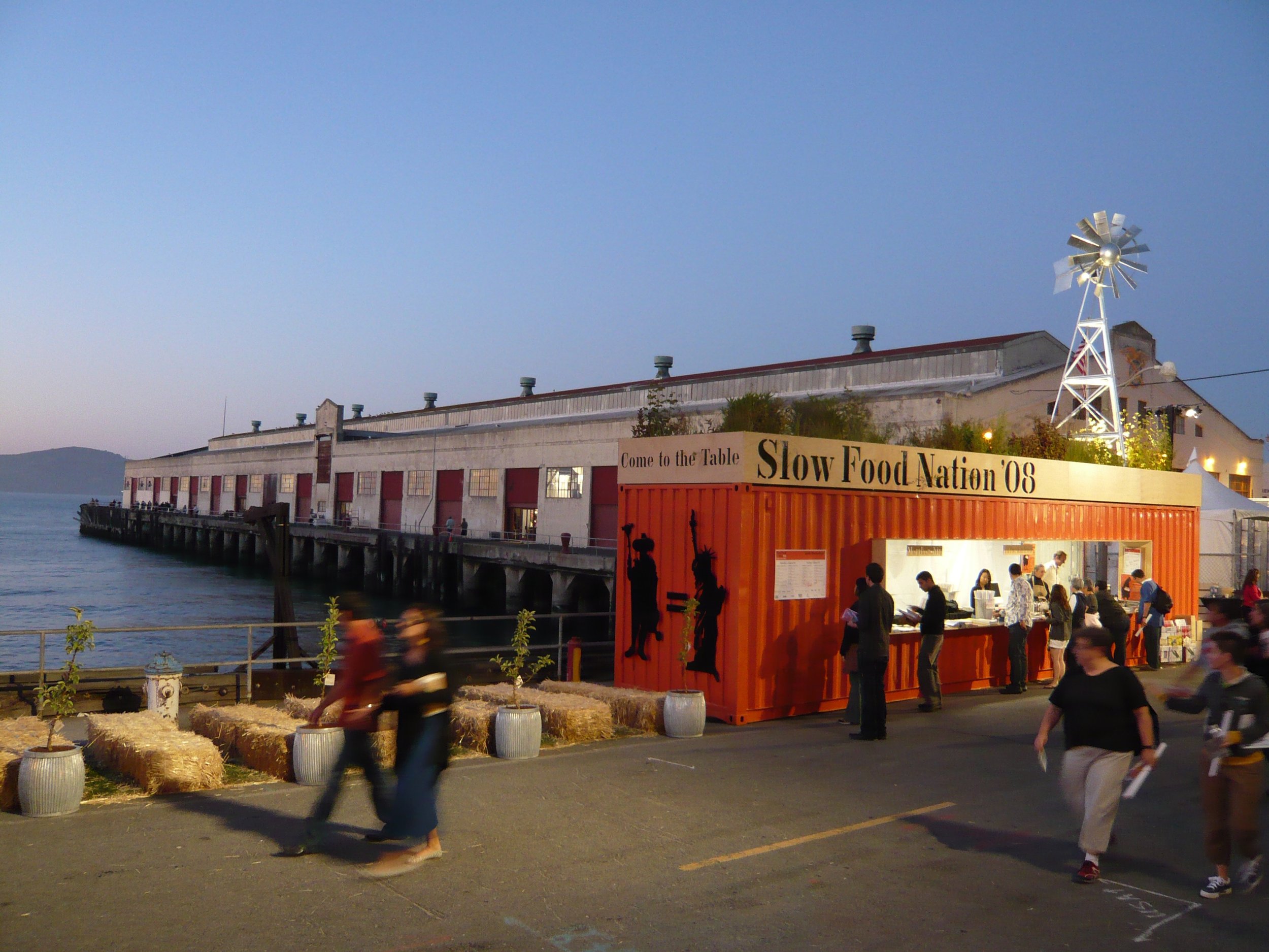 Slow food-prefab-shipping-container-green-roof-fort-mason-night.jpeg