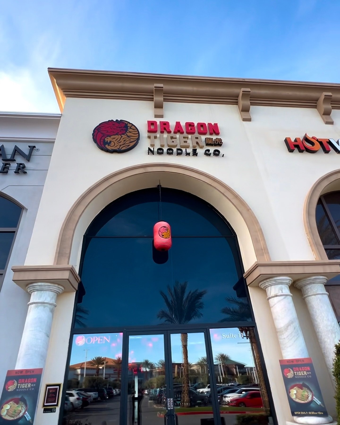 DRAGON TIGER NOODLE 📍 BOCA PARK 🔥

📍@dragontigernoodle 

📍 750 S Rampart Blvd
📍 3578 St. Rose Pkwy
📍 10650 Southern Highlands Pkwy
📍 6524 S Rainbow Blvd
📍 4205 S Grand Canyon Dr

👇🏼 TAG YOUR FRIENDS 👇🏽

#dragontigernoodle #noodles #ramen 