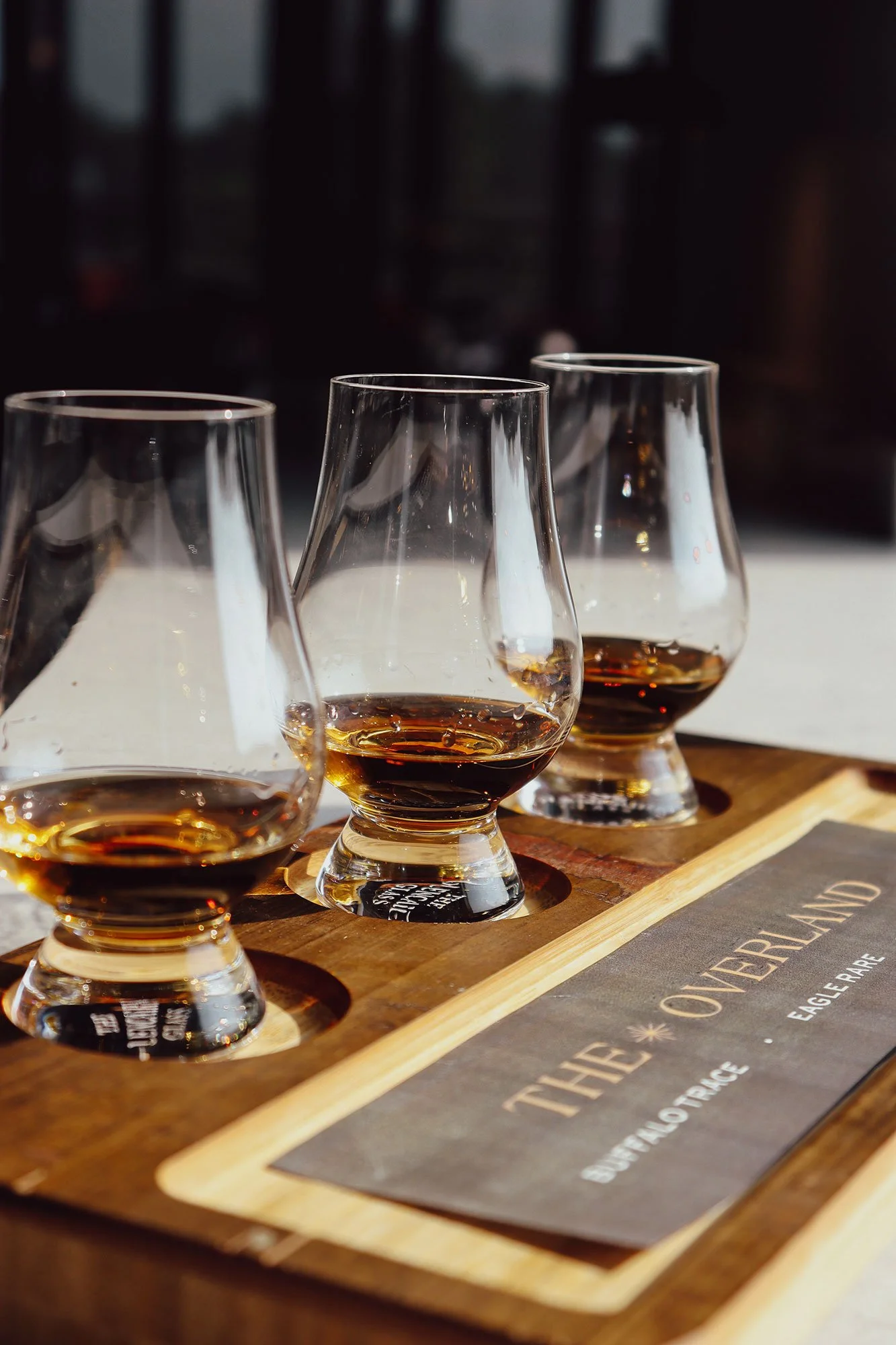 a_whisky-flight_2.jpg