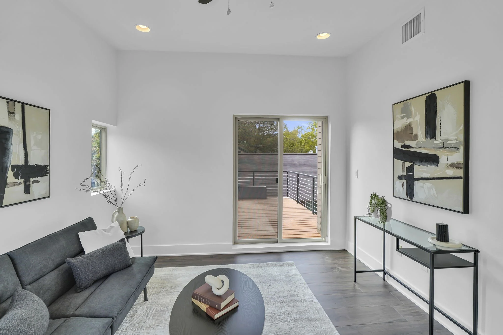64-web-or-mls-1132 Salina St Austin 64.JPG