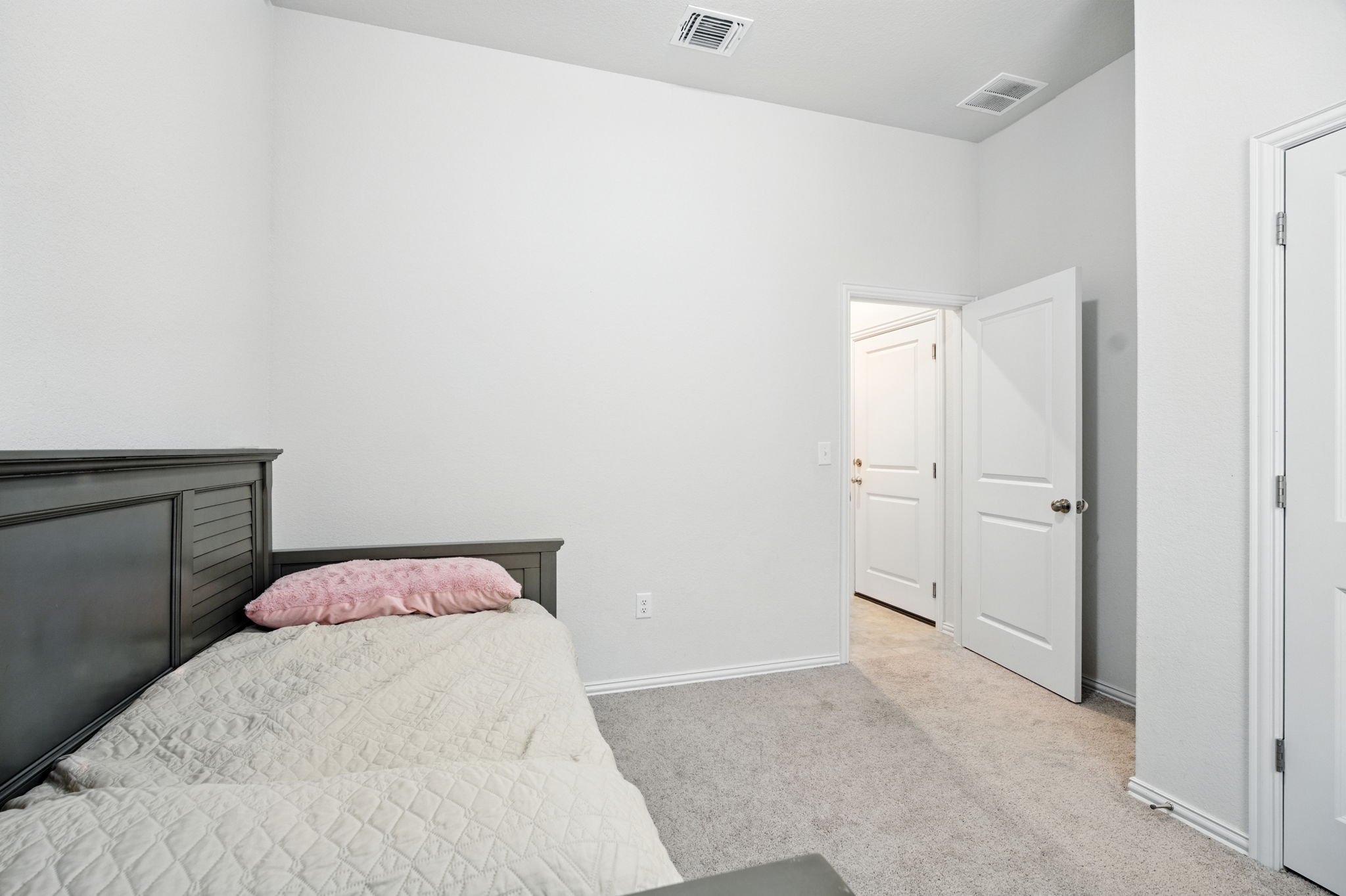 31-web-or-mls-_DSC1200 Seth Talkington.jpg