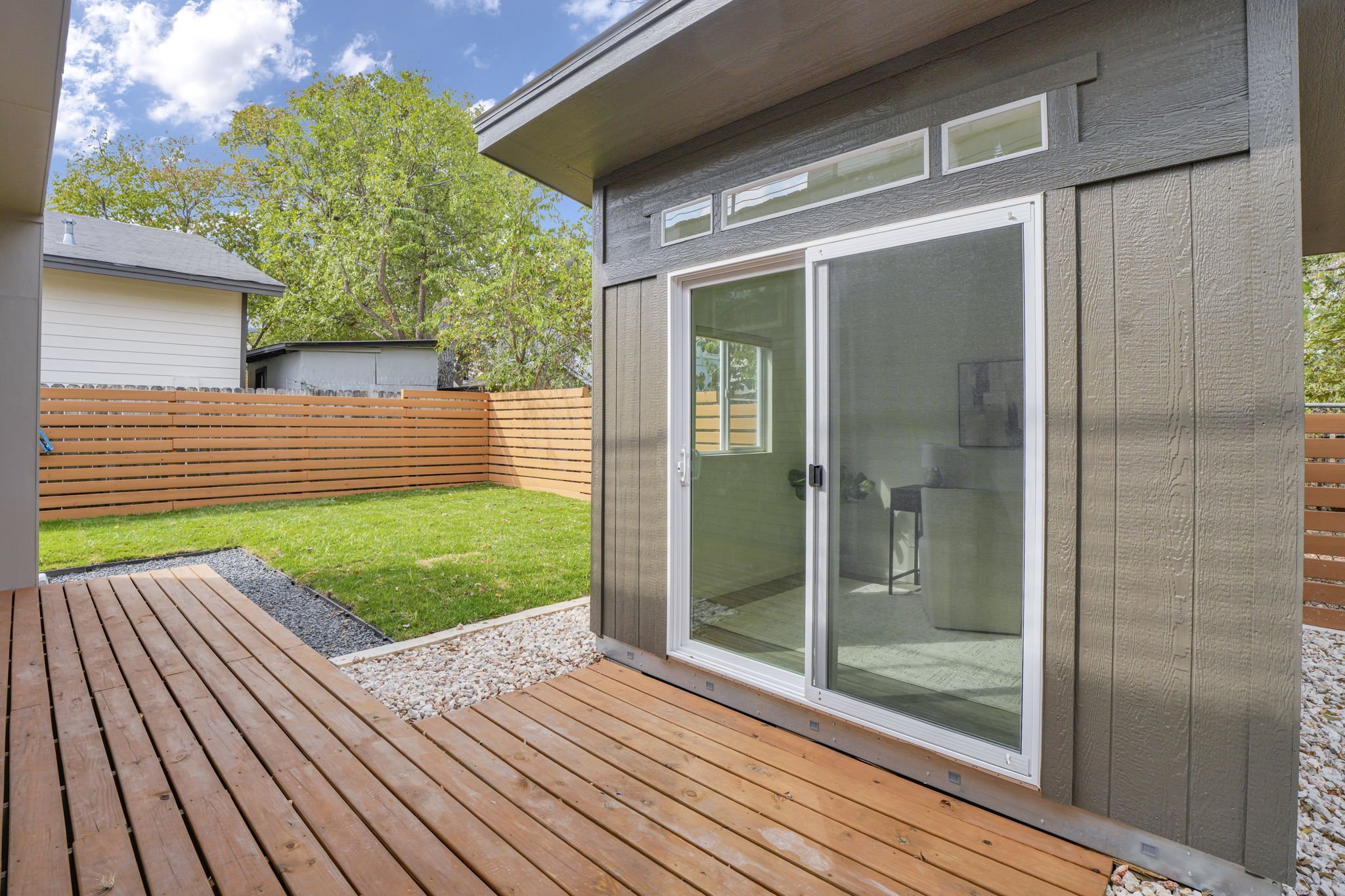 119-web-or-mls-1132 Salina St Austin 119.JPG