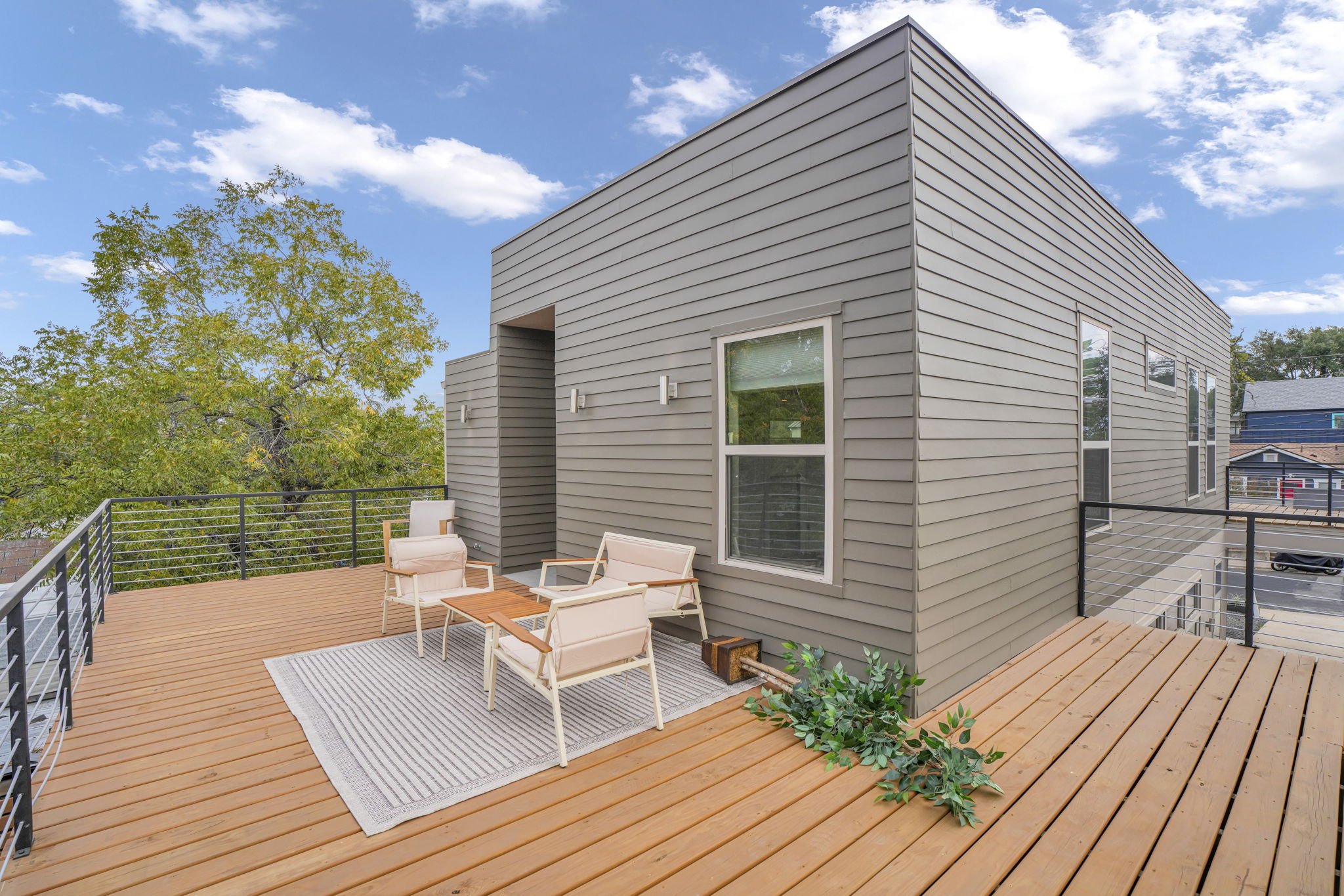 99-web-or-mls-1132 Salina St Austin 99.JPG