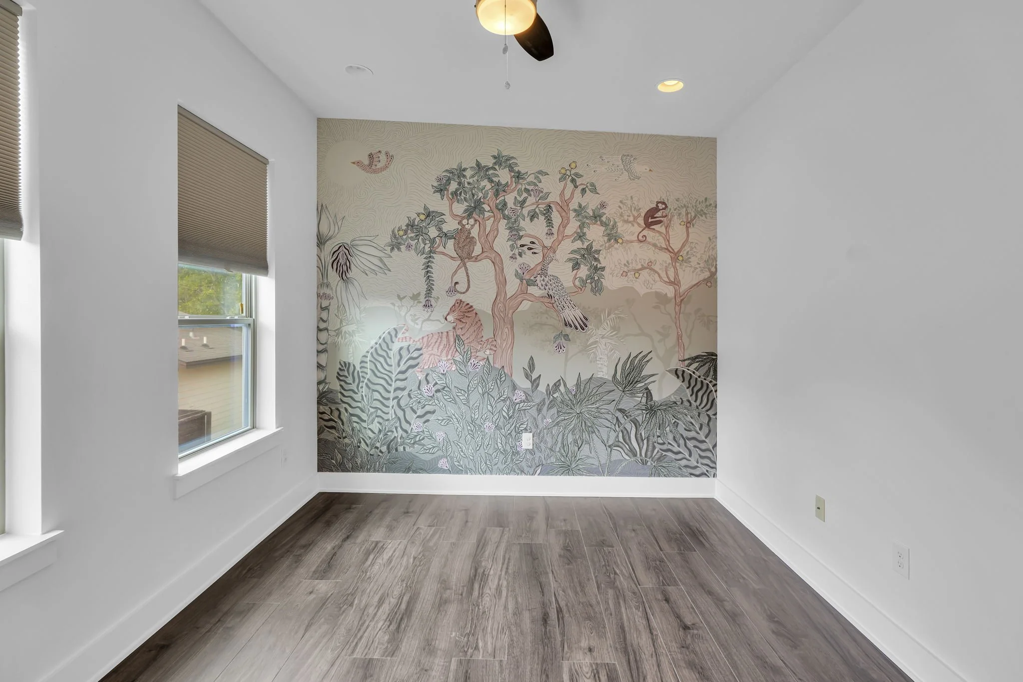 76-web-or-mls-1132 Salina St Austin 76.JPG