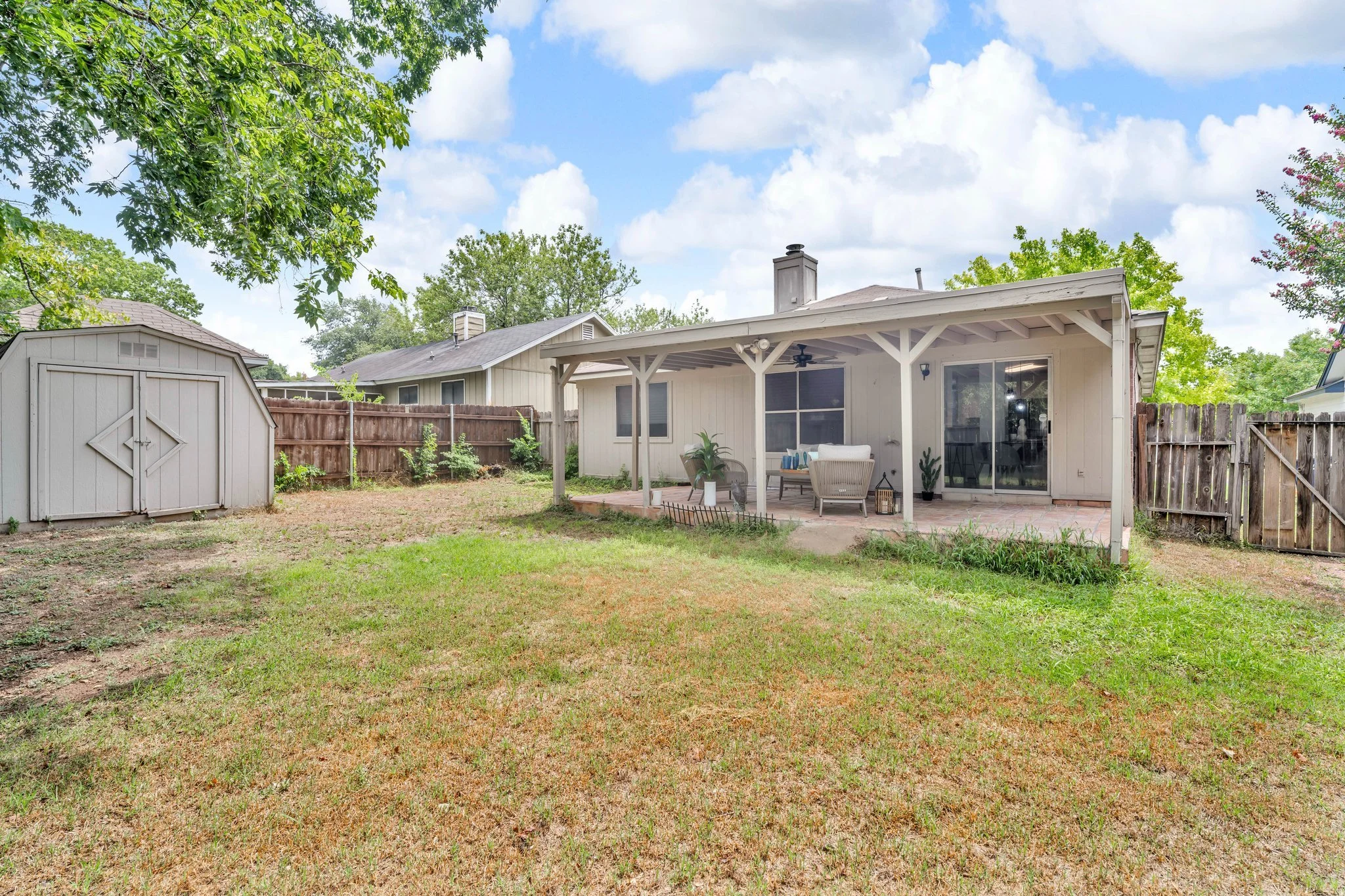 41-web-or-mls-8902 Romayne Ln 37.jpg